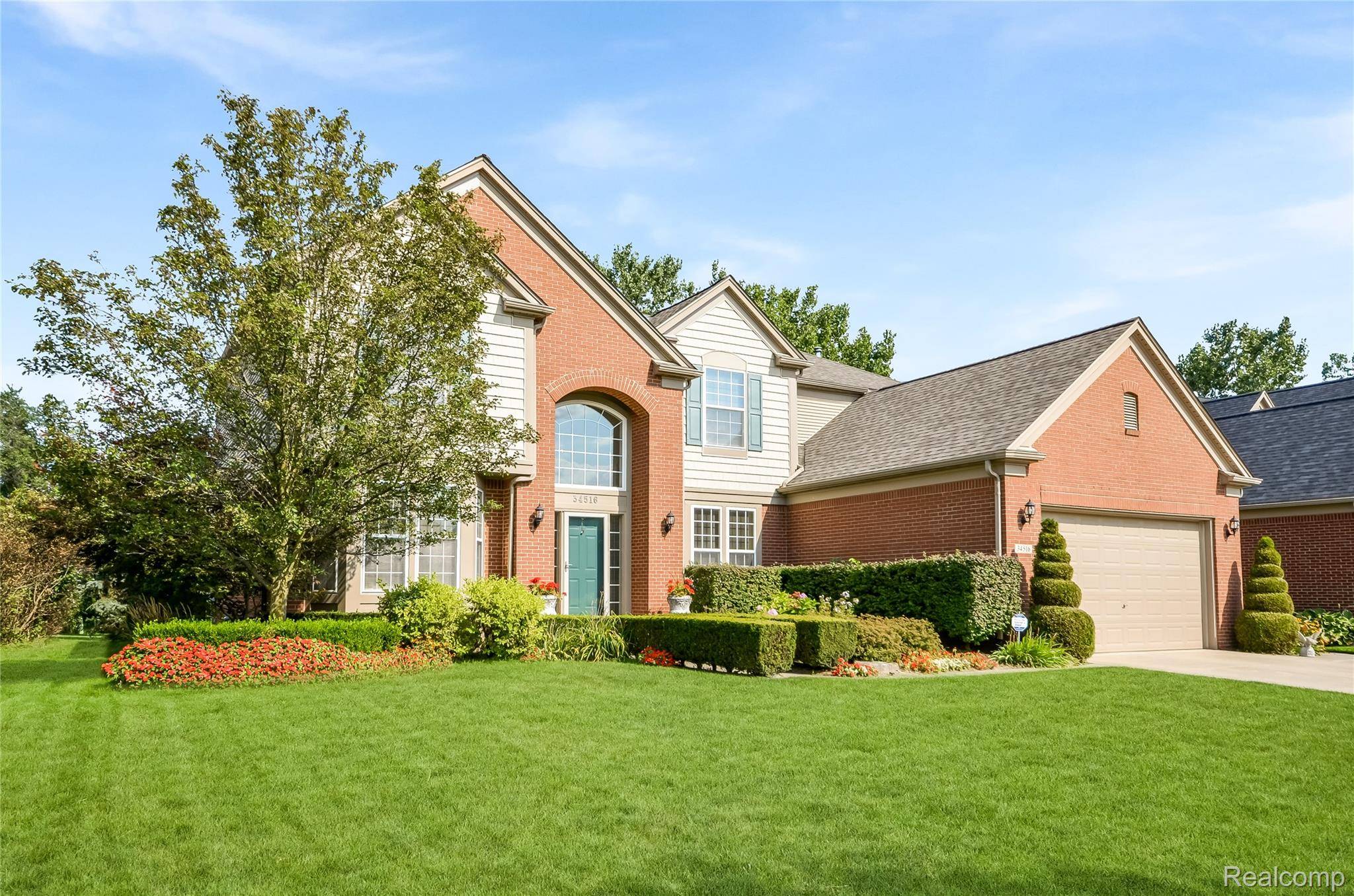 Sterling Heights, MI 48312,34516 Giannetti DR