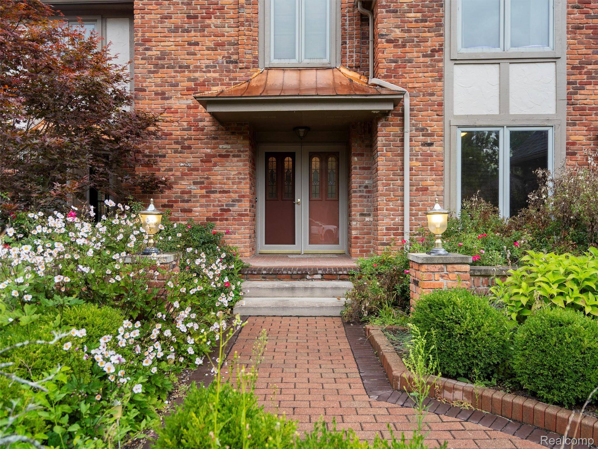 Rochester Hills, MI 48306,1906 Independence CT