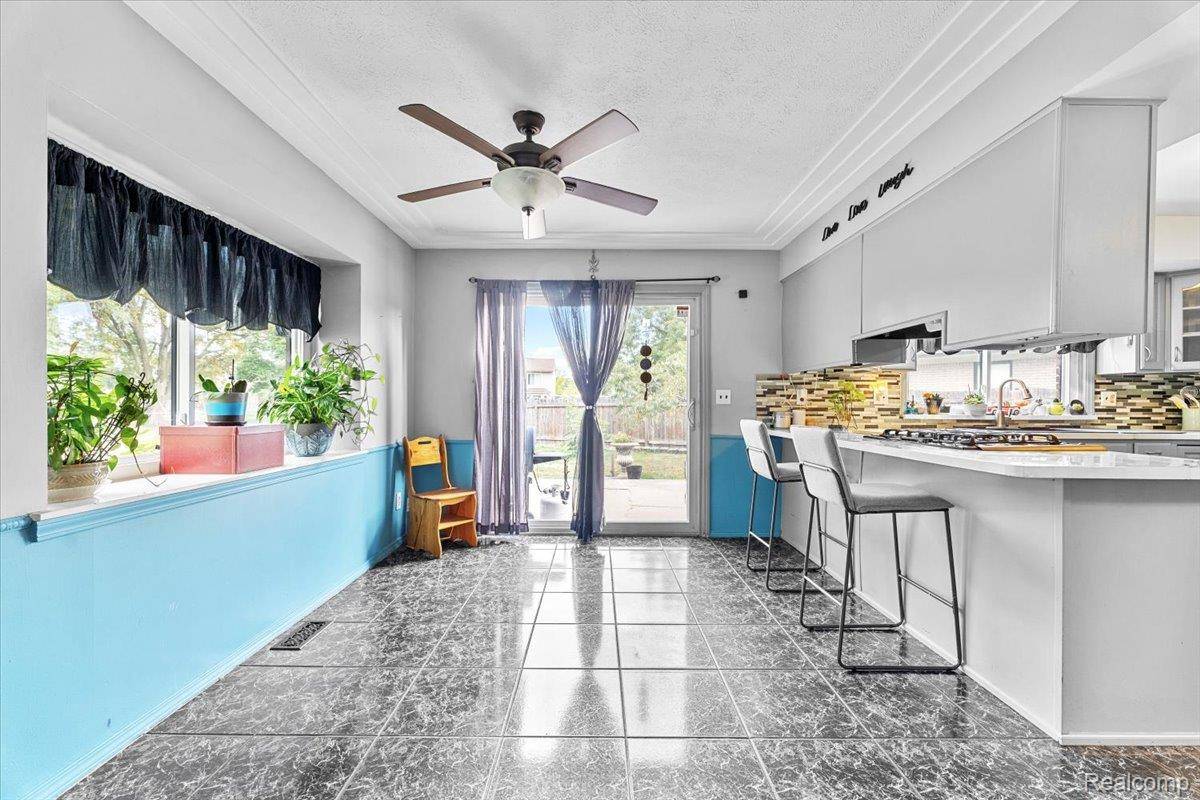 Woodhaven, MI 48183,21946 Camille CT