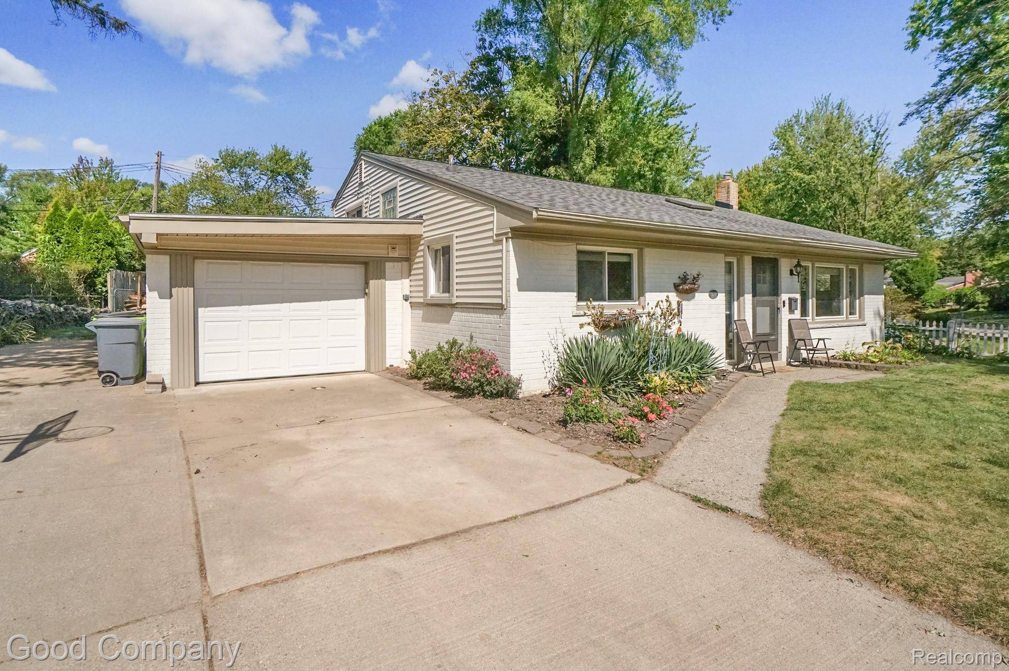 Rochester, MI 48307,1299 Catalpa DR