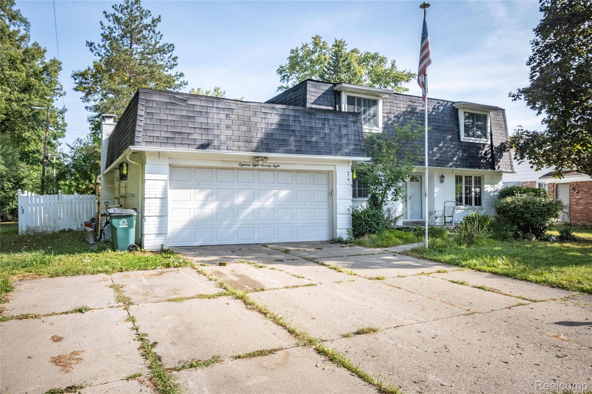 Lathrup Village, MI 48076,18878 Sunbright AVE