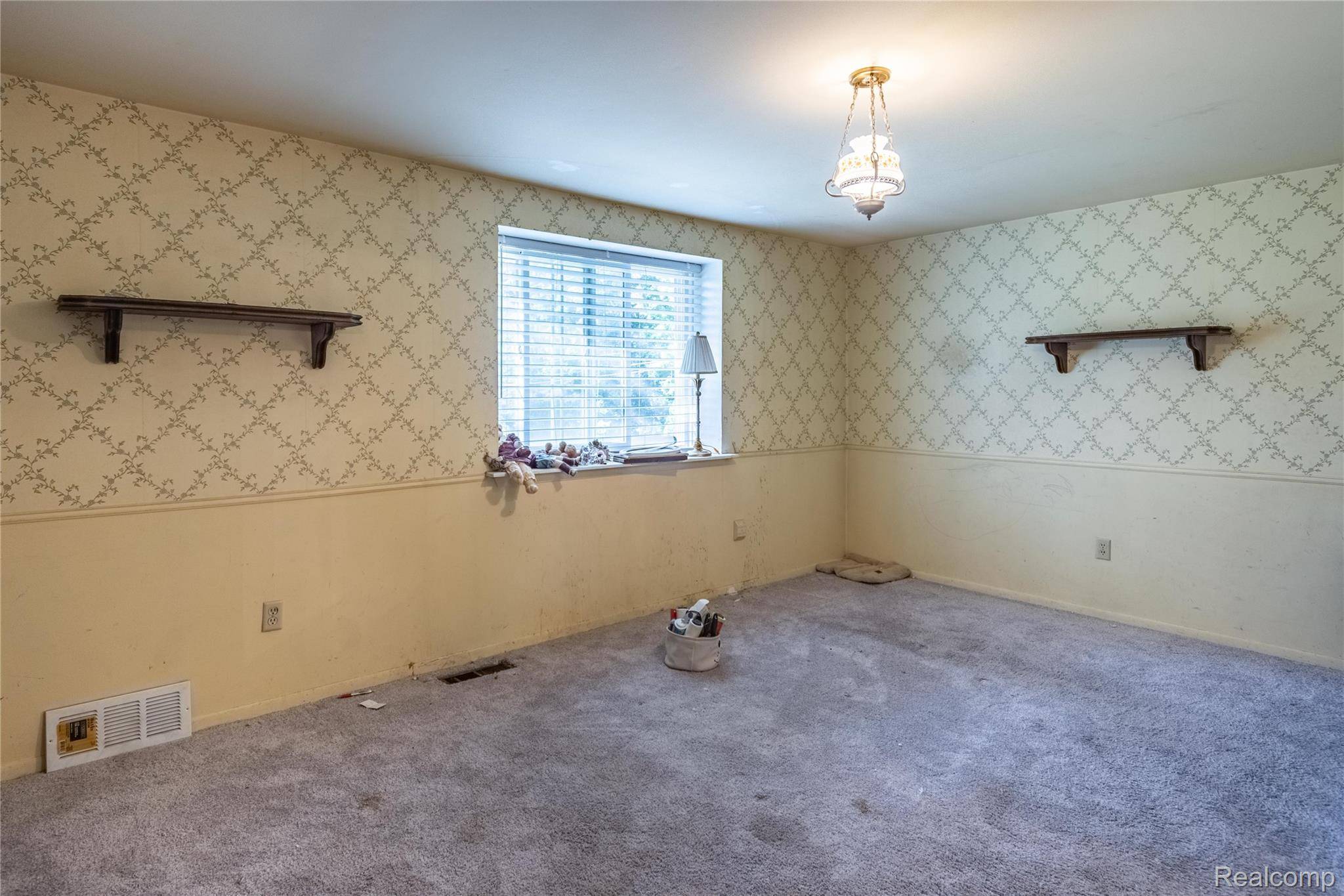 Lathrup Village, MI 48076,18878 Sunbright AVE