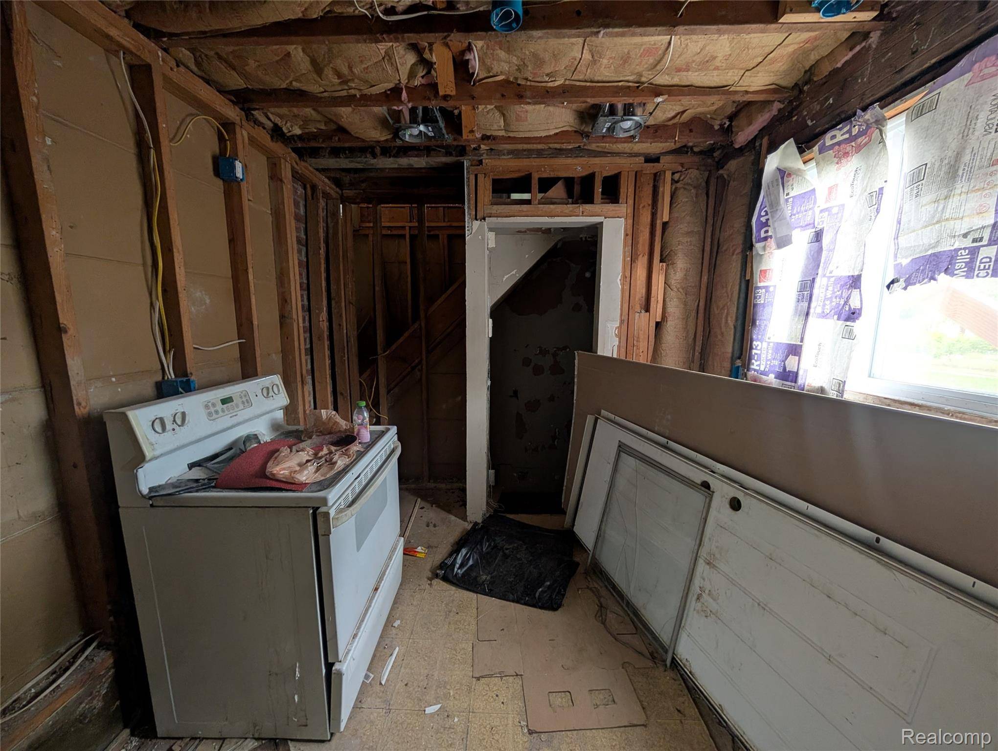 Detroit, MI 48205,15919 E State Fair ST