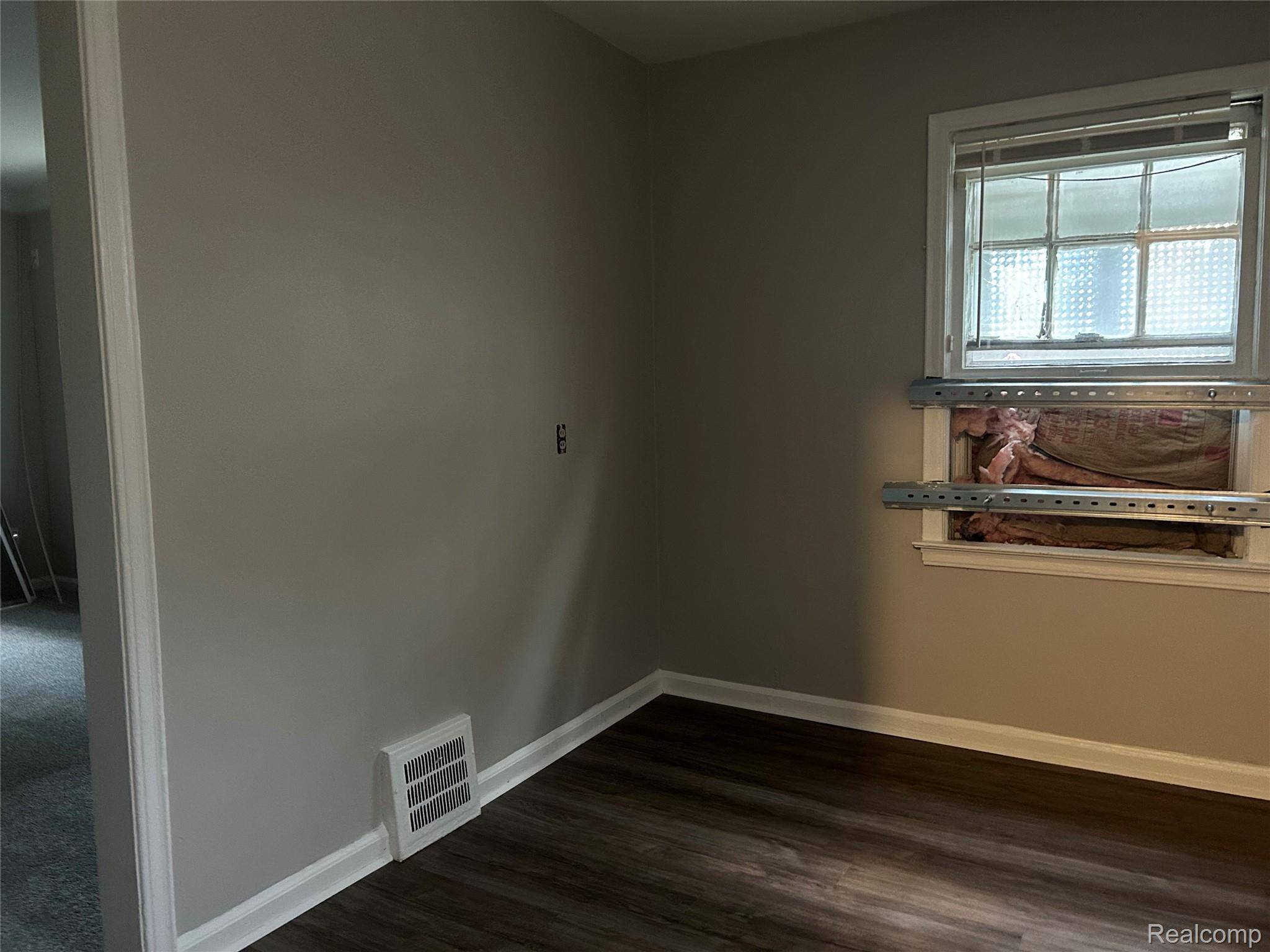 Detroit, MI 48228,7353 Ashton AVE