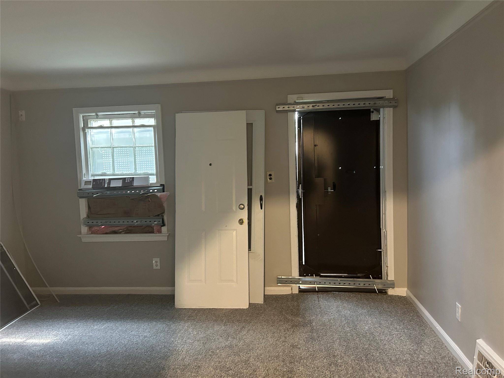 Detroit, MI 48228,7353 Ashton AVE