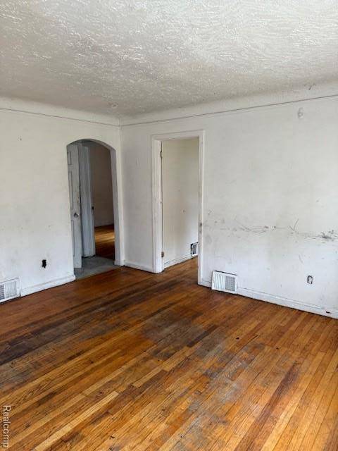 Detroit, MI 48224,12527 Laing ST