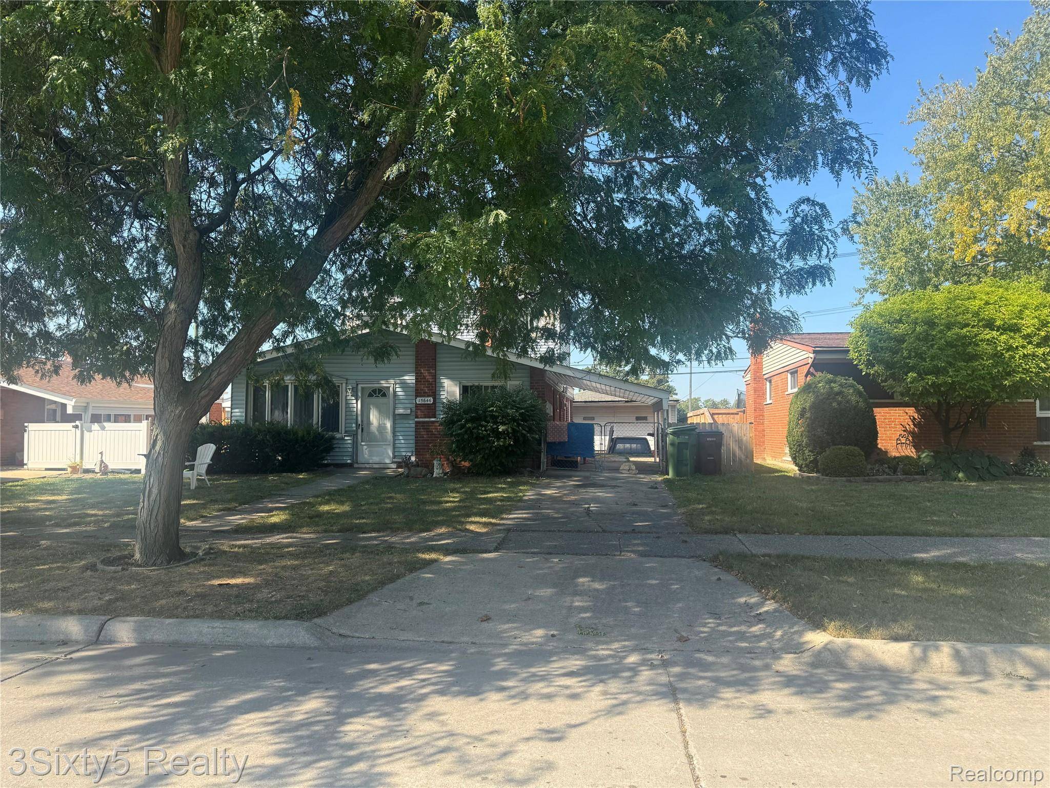 Southgate, MI 48195,15646 Selwyn ST