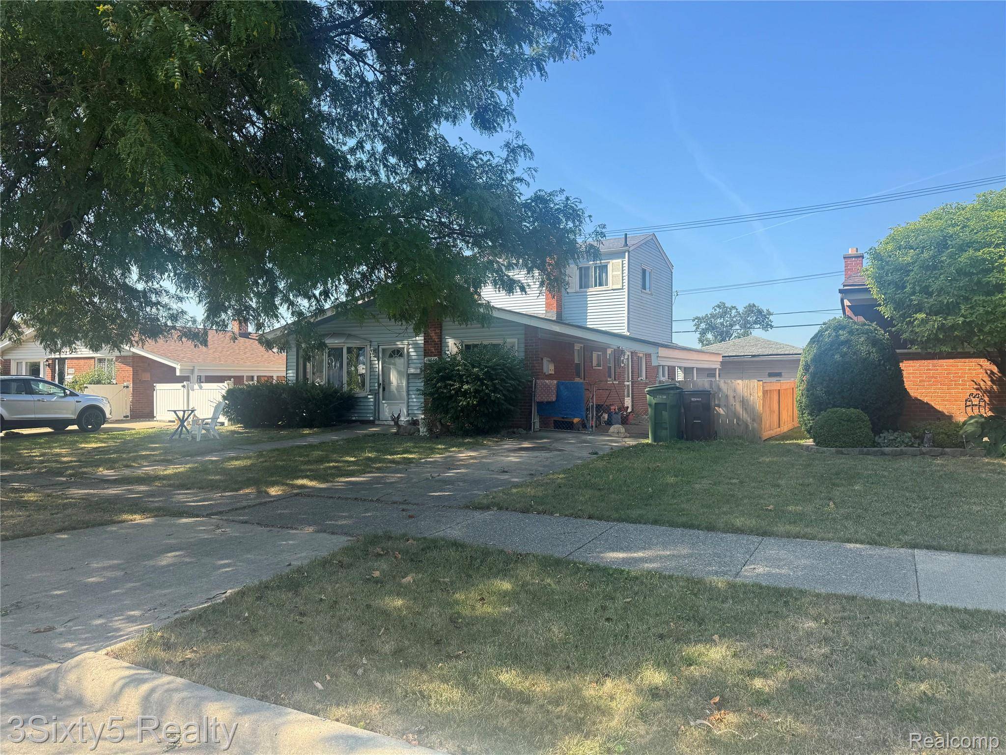 Southgate, MI 48195,15646 Selwyn ST