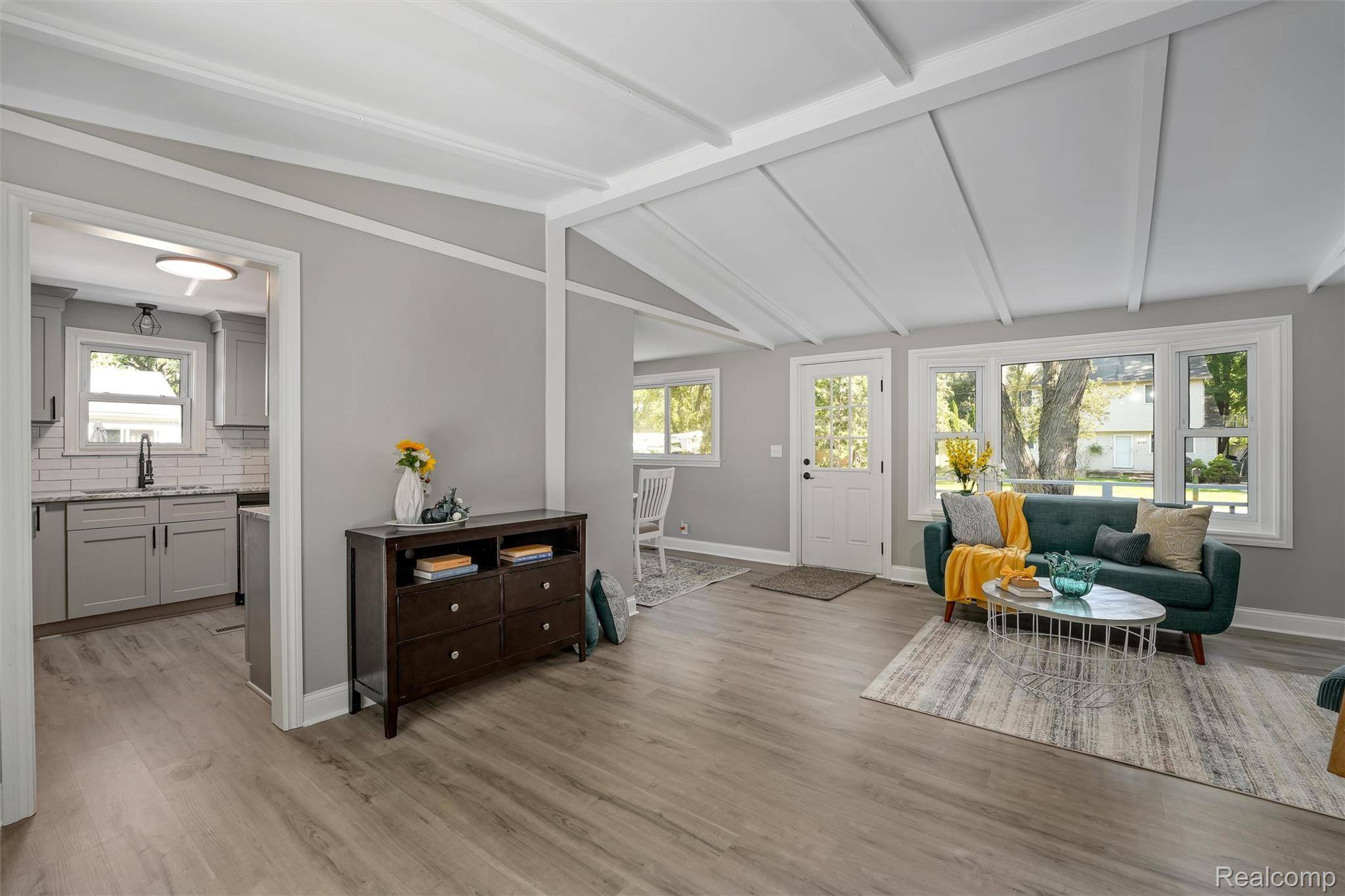 Rochester Hills, MI 48307,3400 Emmons AVE