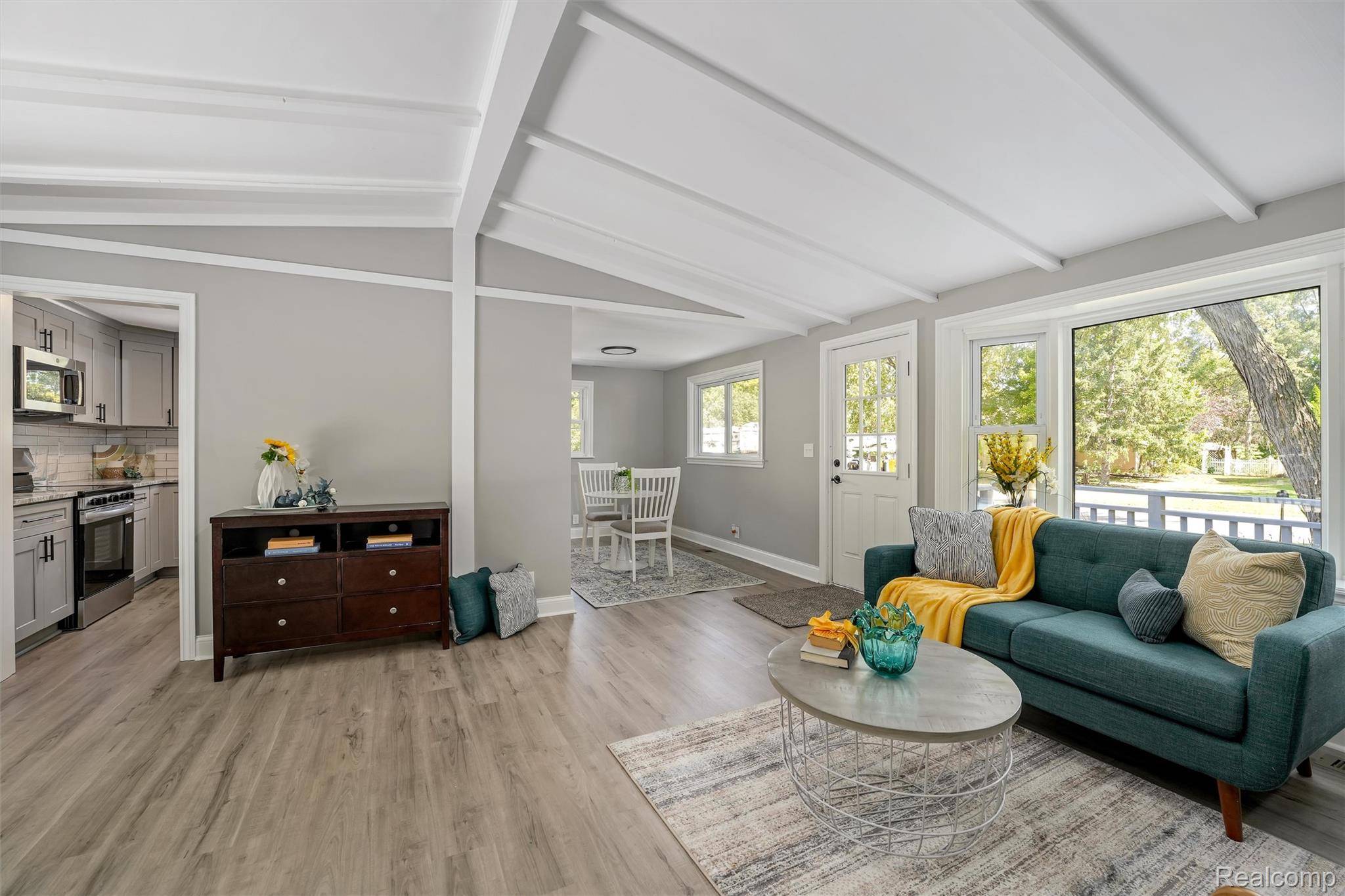 Rochester Hills, MI 48307,3400 Emmons AVE