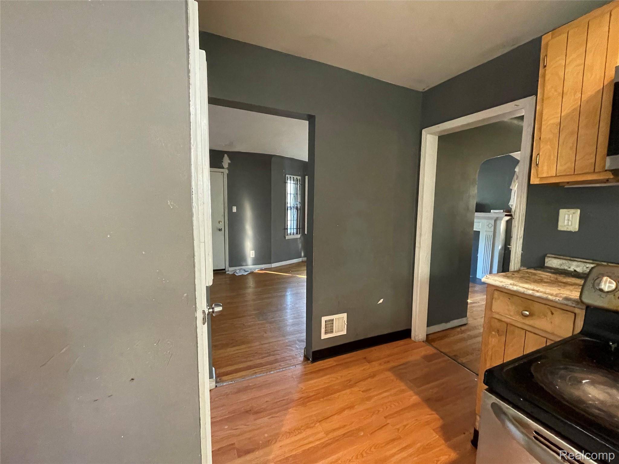 Detroit, MI 48224,10731 Roxbury ST