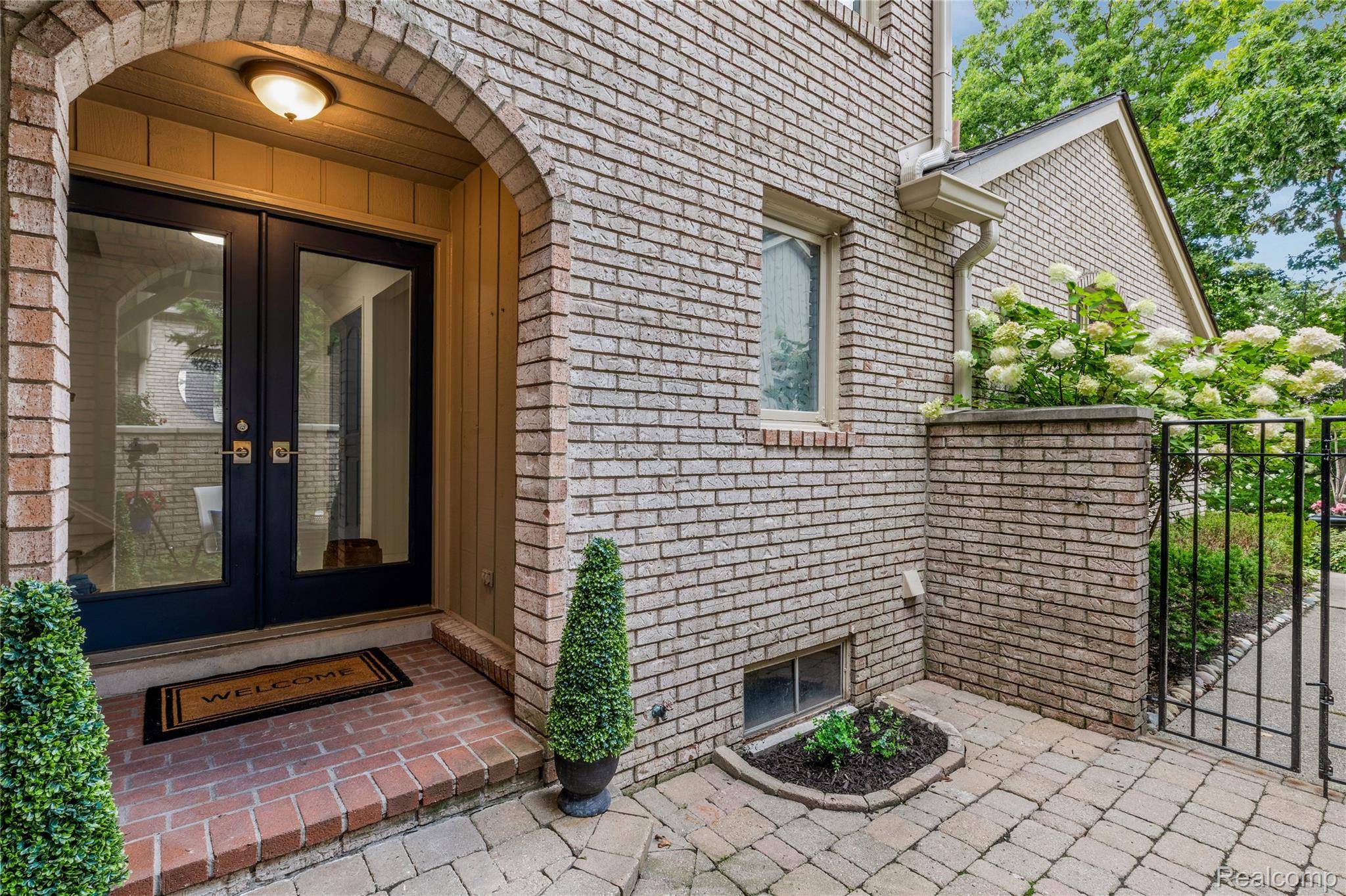 Bloomfield Hills, MI 48304,1134 Hillpointe CIR