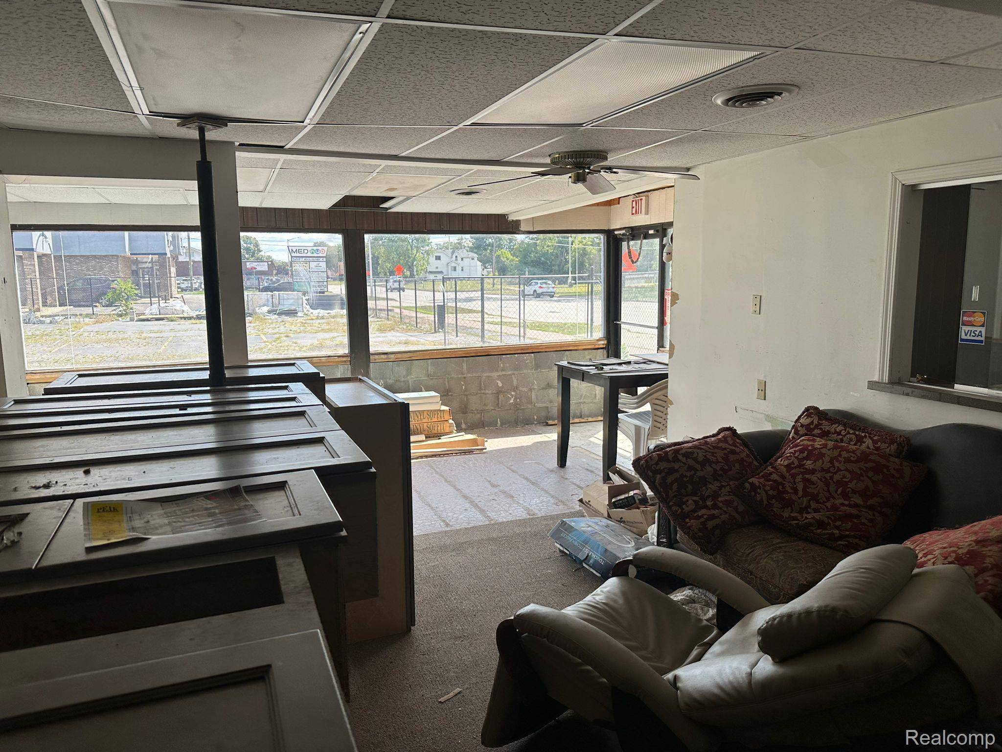 Dearborn Heights, MI 48125,4215 S Beech Daly ST