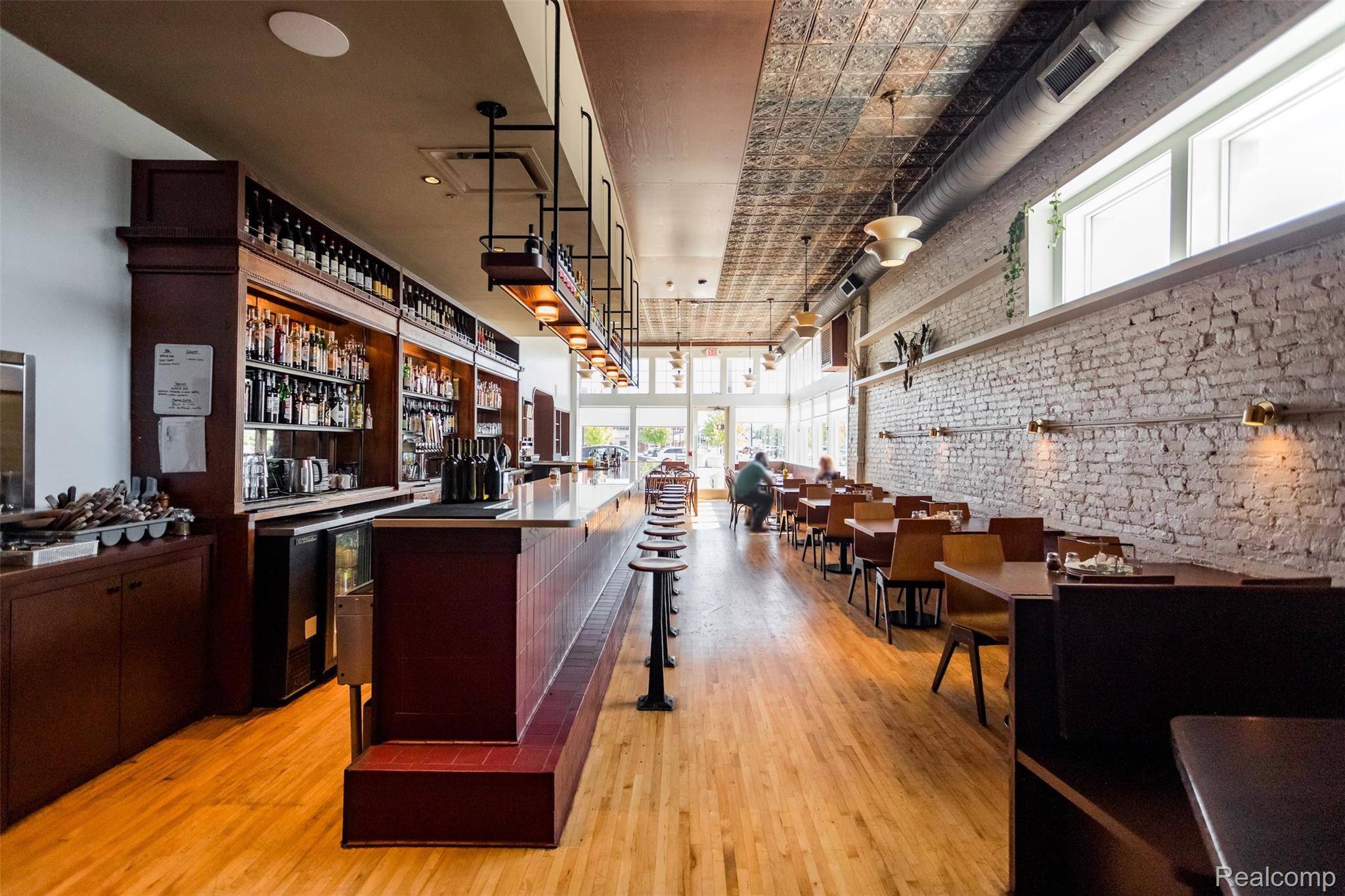 Detroit, MI 48207,2453 Russell ST