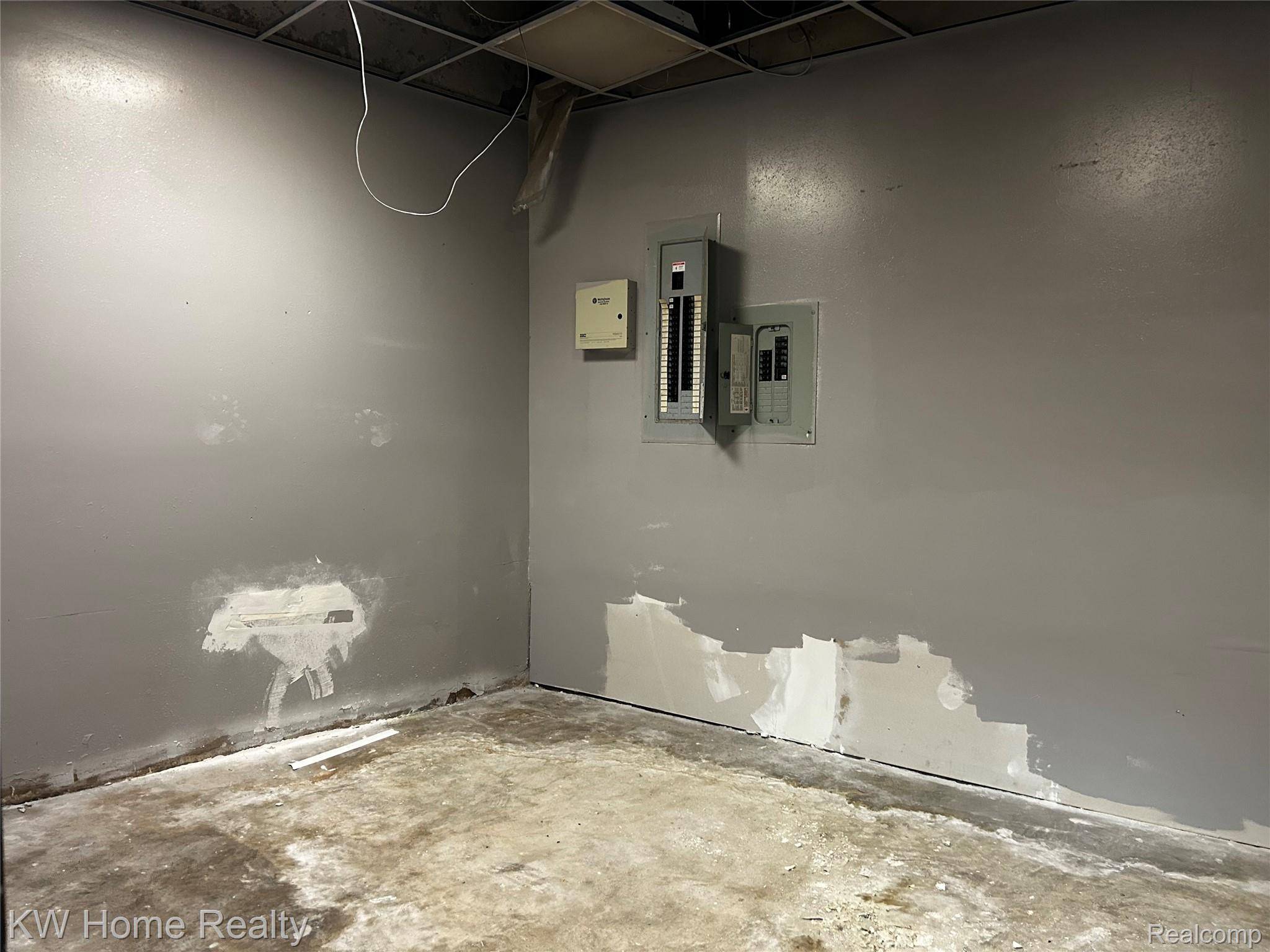 Detroit, MI 48213,9460 Conner ST