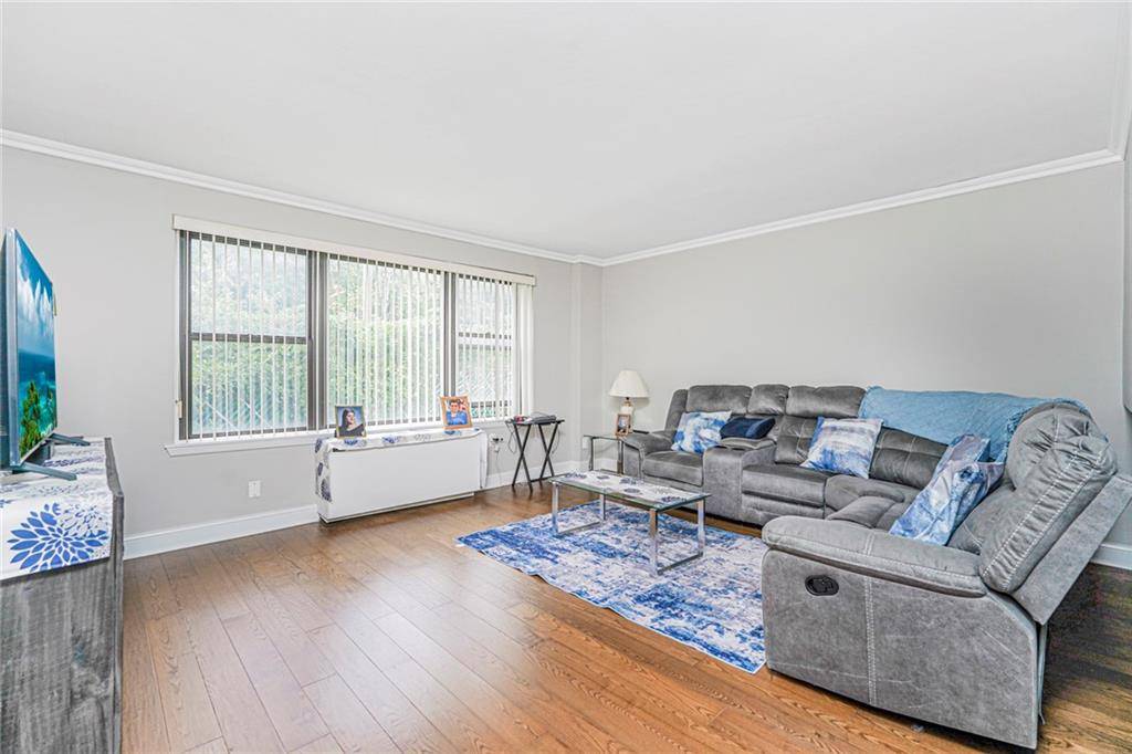 NY 10305,175 Zoe ST #1P