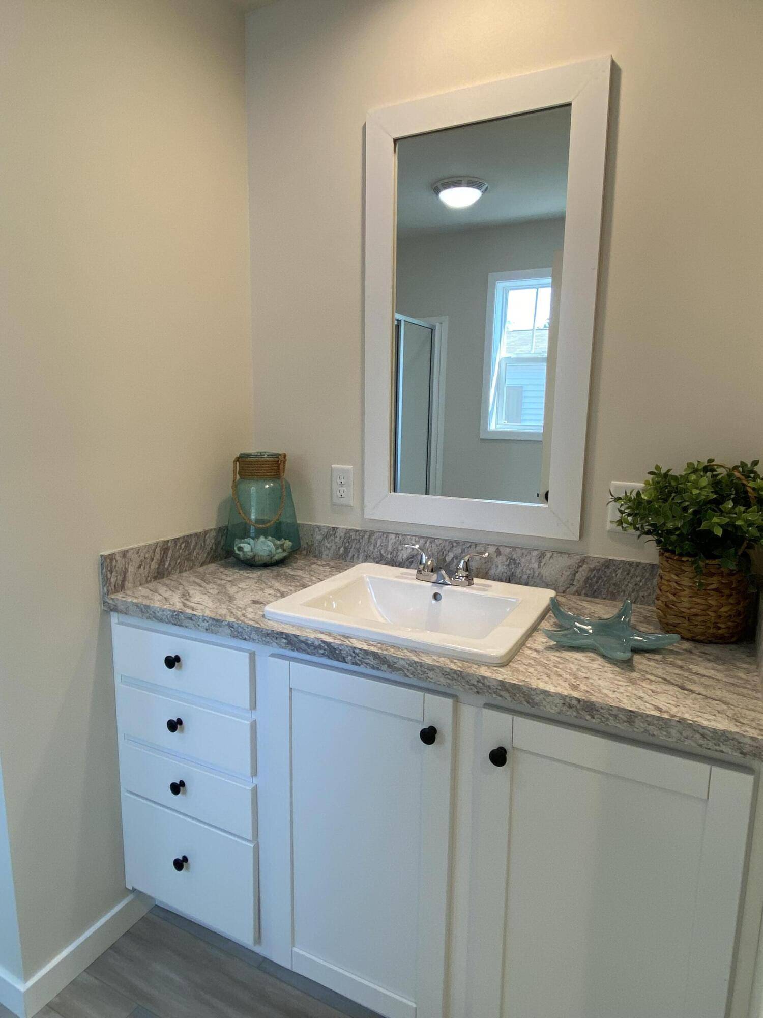 Portage, MI 49002,7117 White Oak CIR