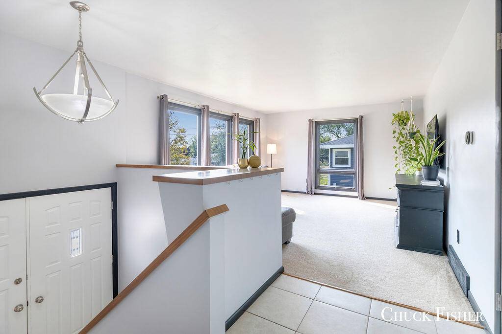 Walker, MI 49544,2717 Valley AVE NW