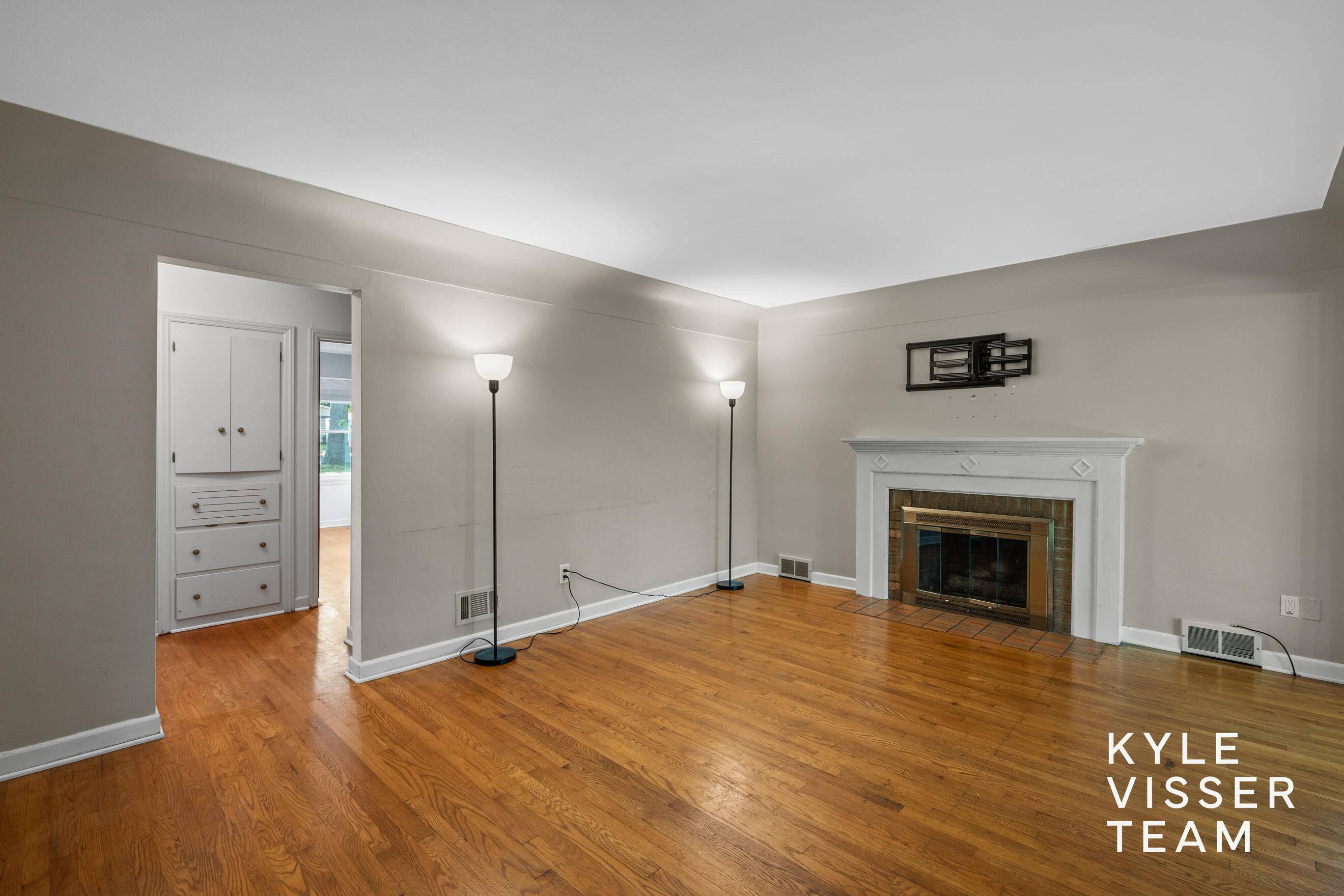 Grand Rapids, MI 49546,2757 Cascade Springs DR SE