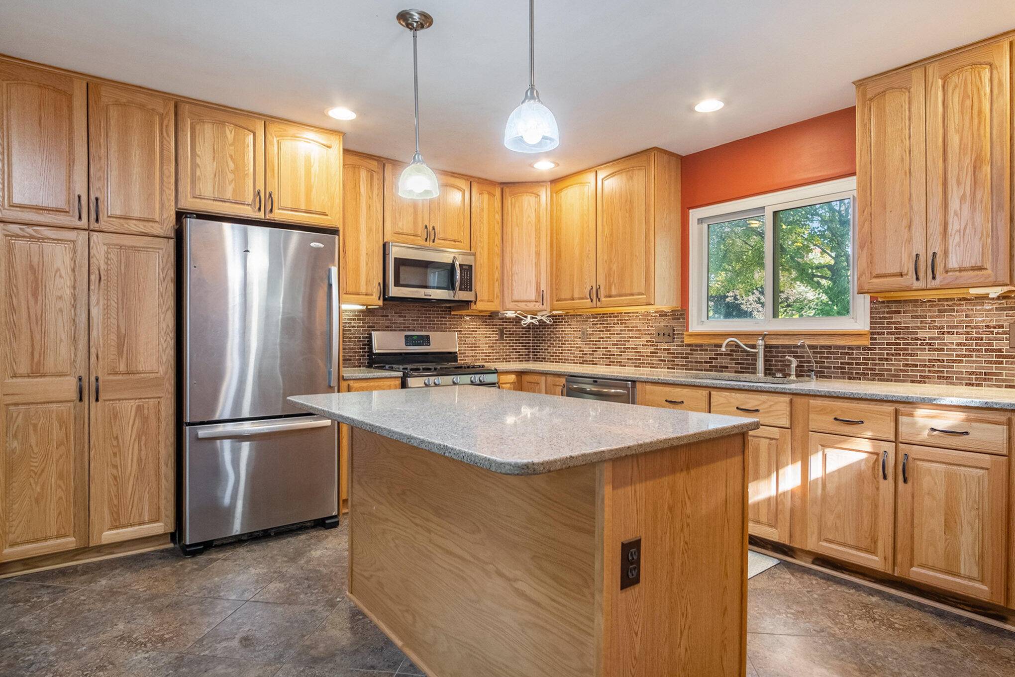 Grand Rapids, MI 49504,736 Shawmut BLVD NW