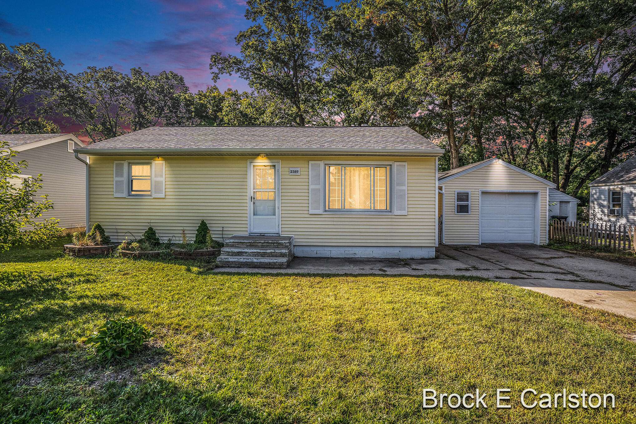 Muskegon, MI 49442,2369 James AVE