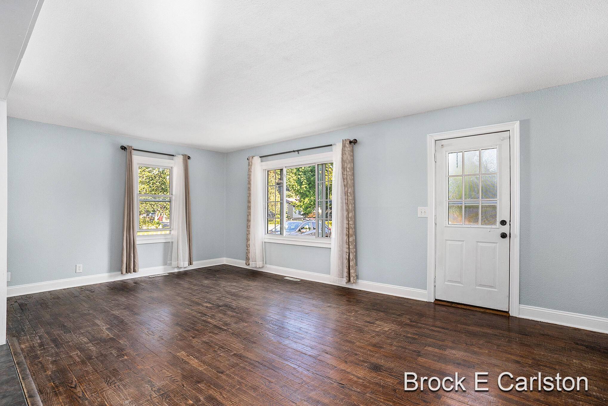 Muskegon, MI 49442,2369 James AVE