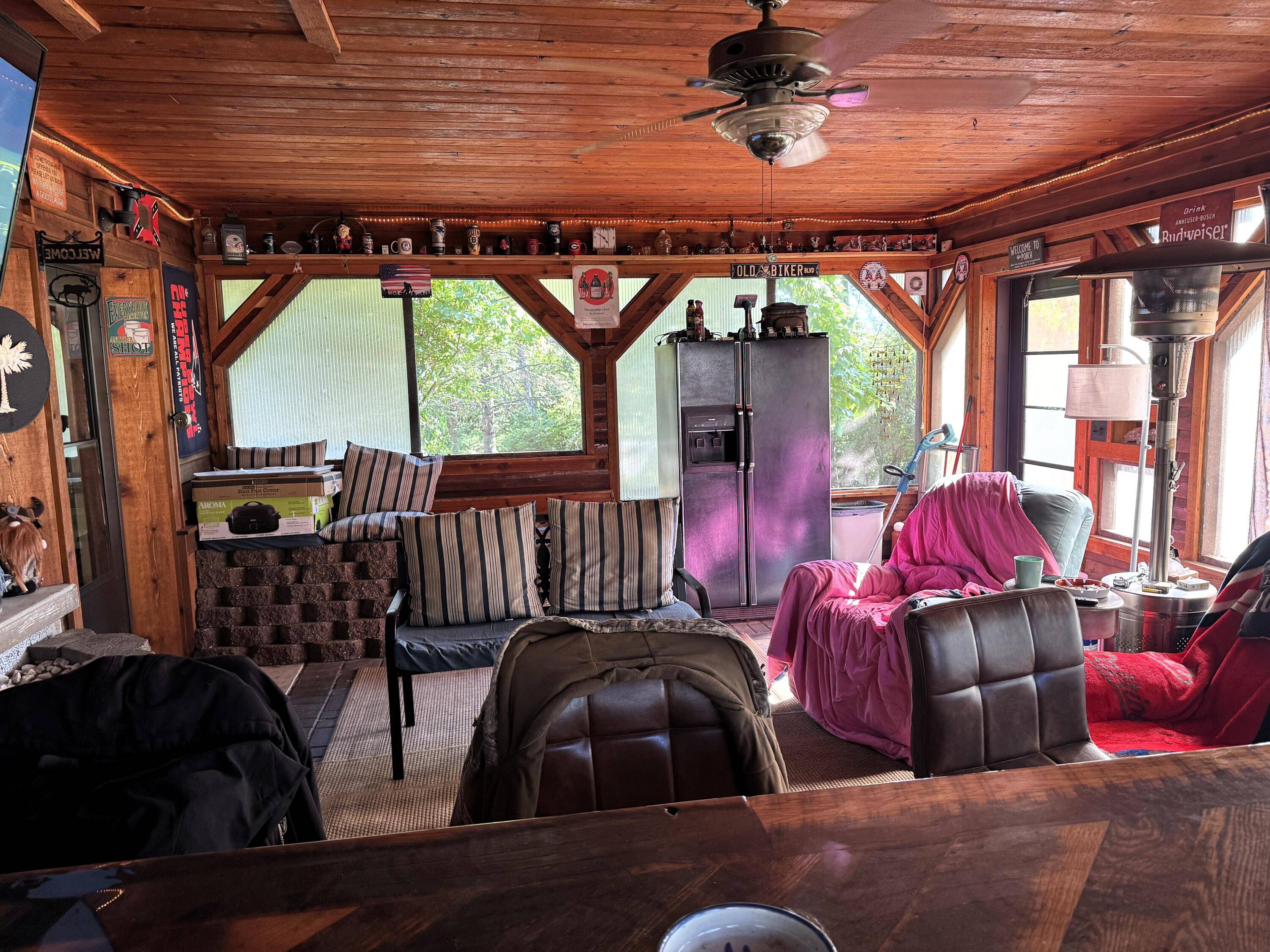 Evart, MI 49631,125 N Cedar ST