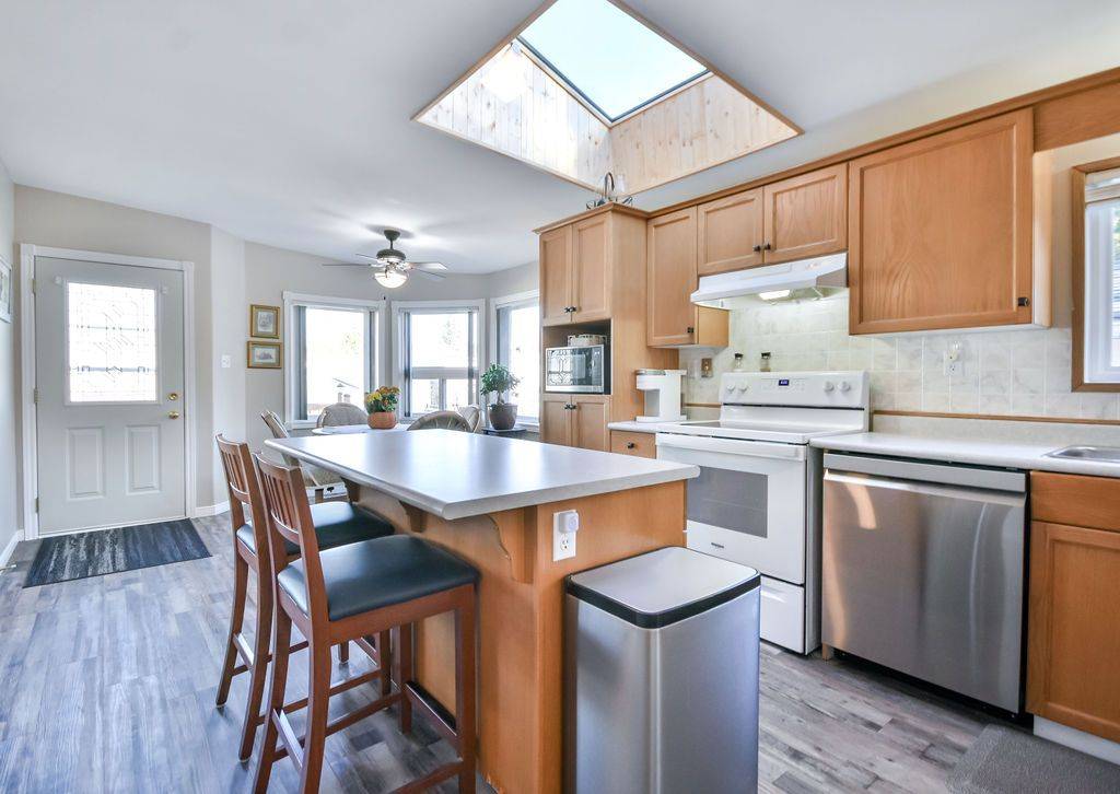 Severn, ON L3V 0V7,1355 Hilltop RD