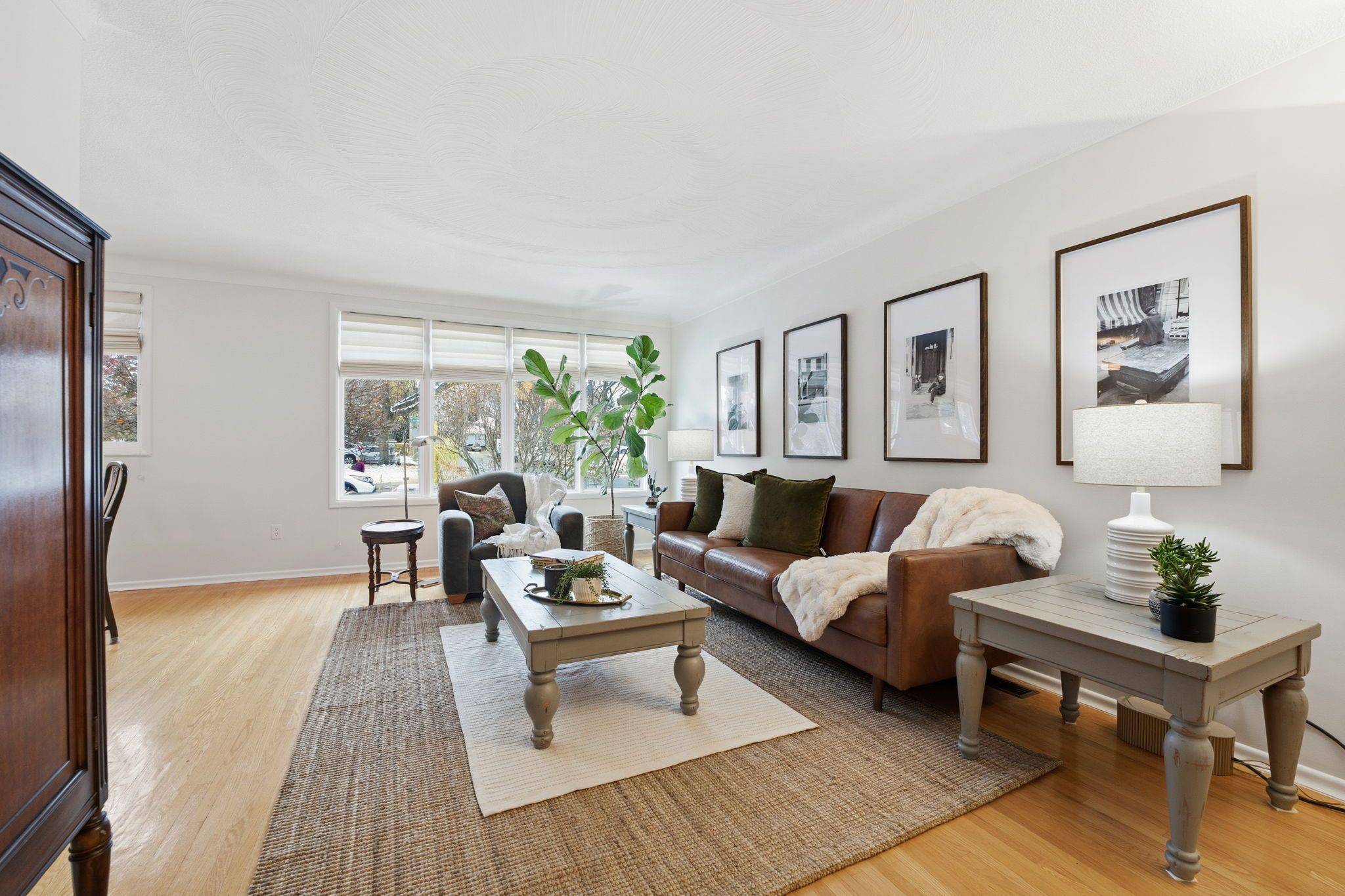 Hamilton, ON L9C 2C8,152 San Pedro DR