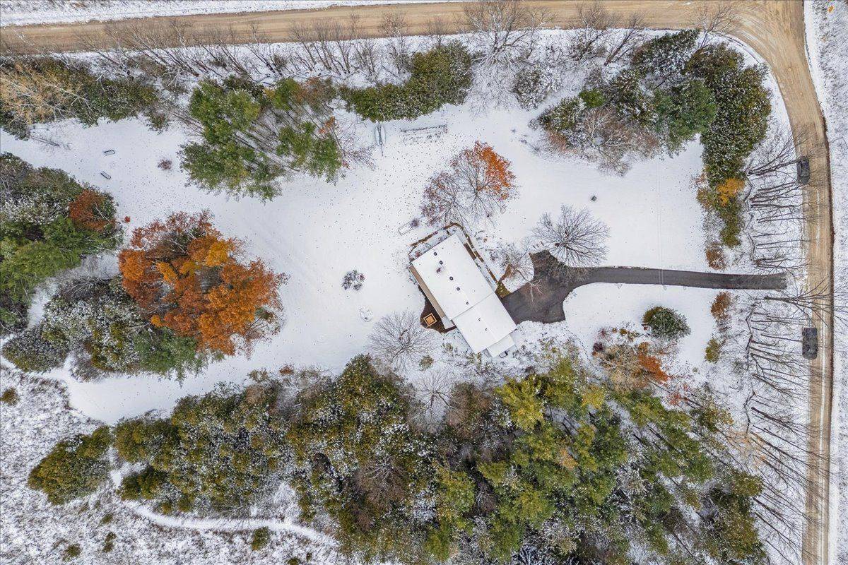 Chatsworth, ON N0H 1G0,202 Gore CRES