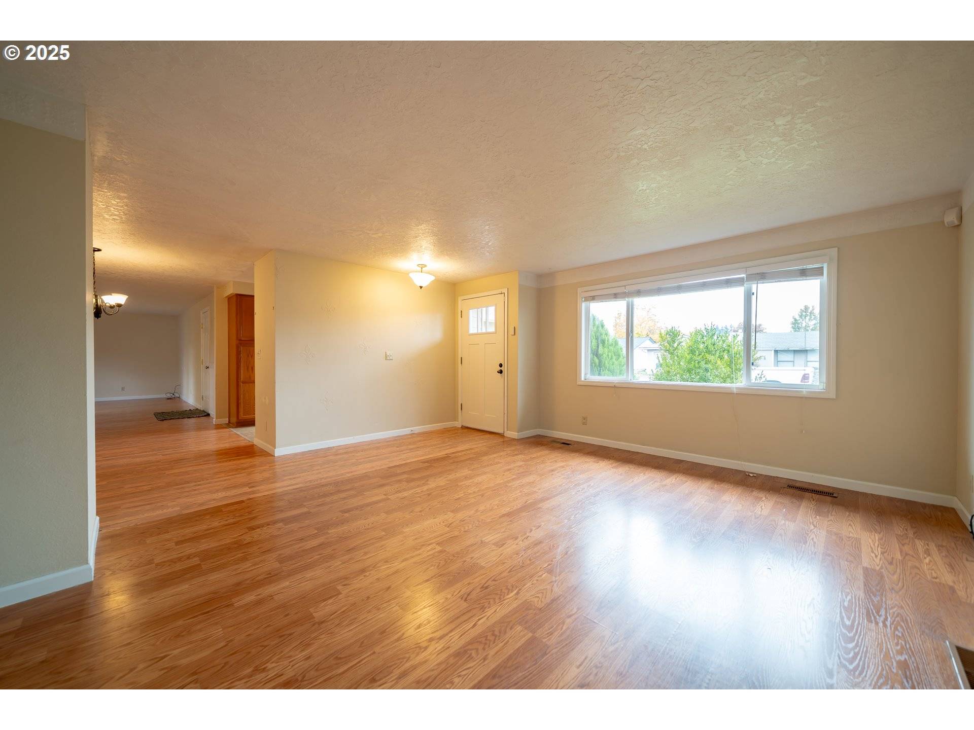 Salem, OR 97301,4555 SWALLOW CT NE