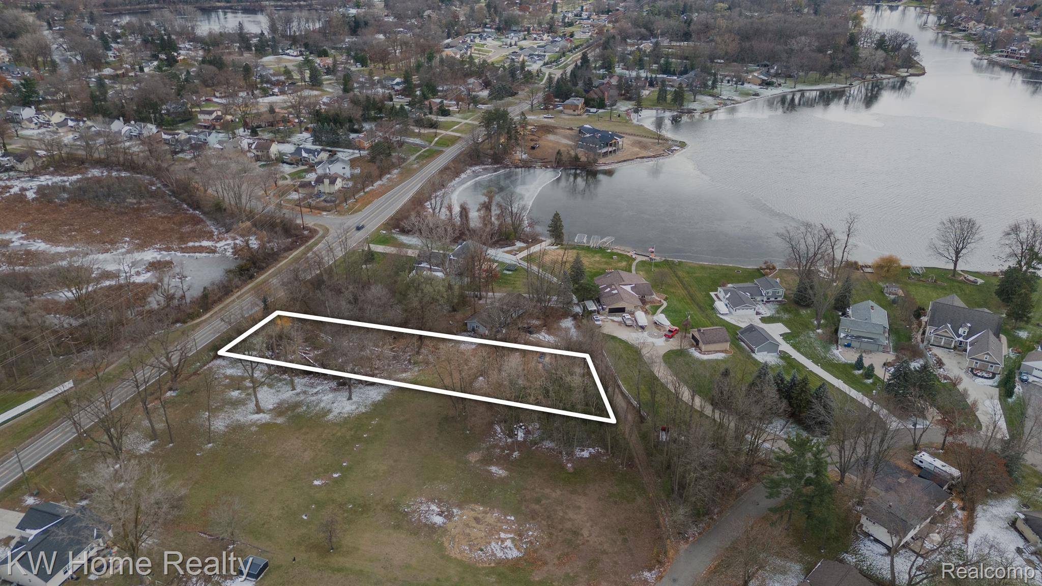 0000 CELIA DR, Waterford Twp, MI 48329