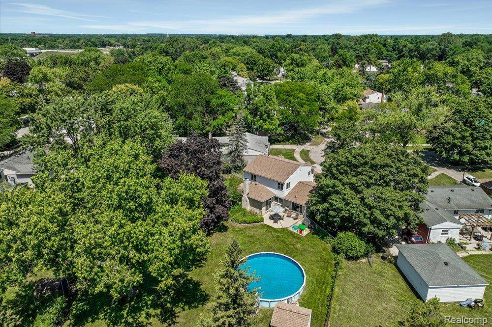 Plymouth, MI 48170,9215 Westbury AVE