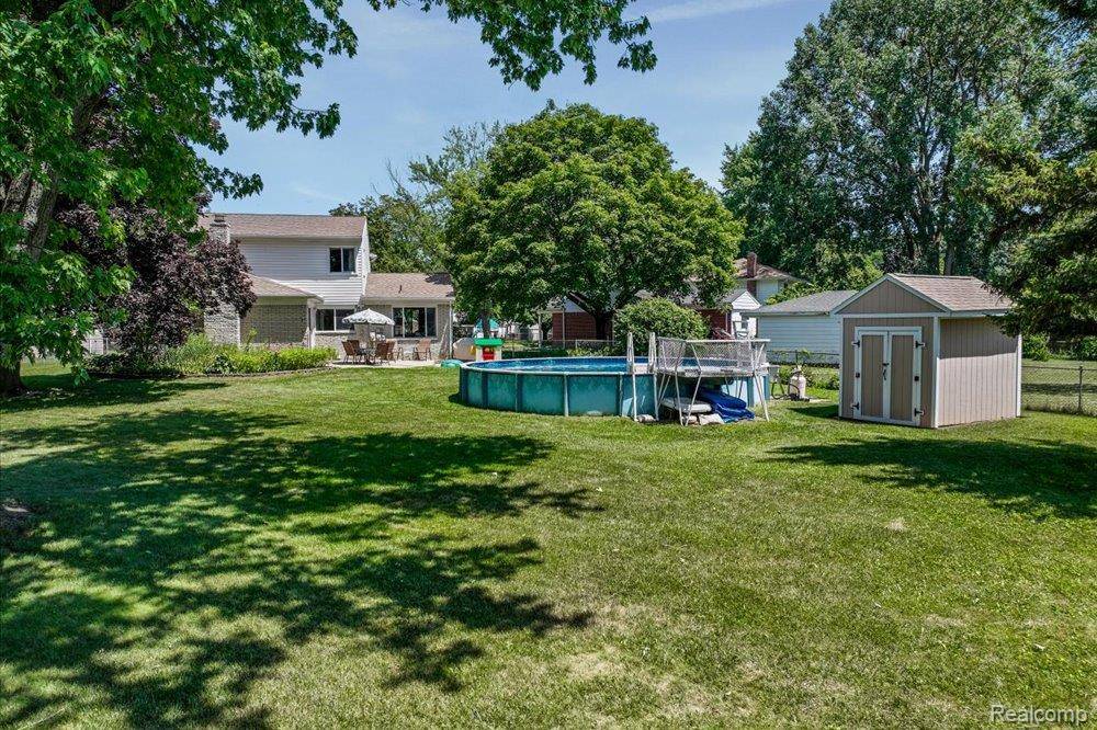 Plymouth, MI 48170,9215 Westbury AVE