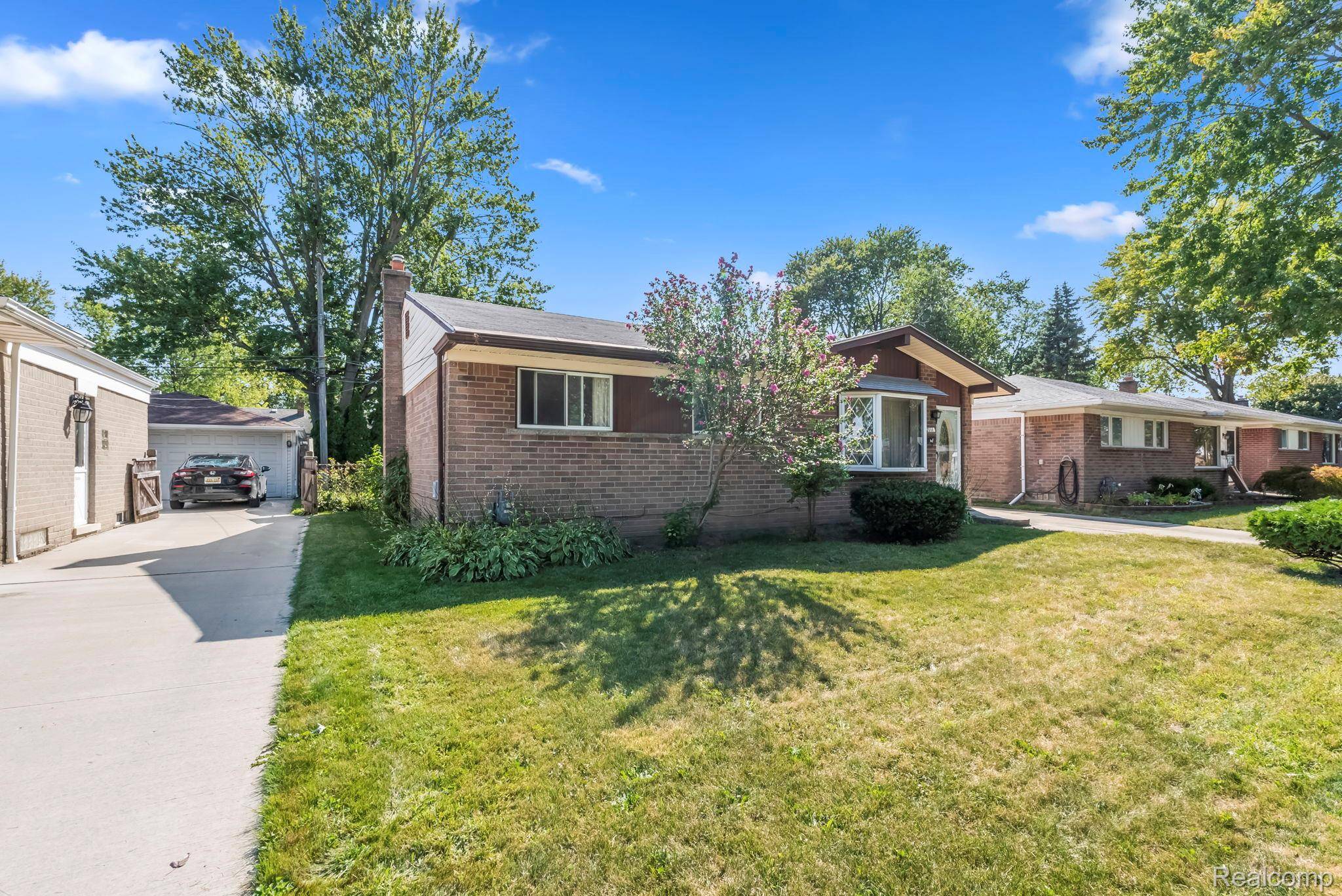 Lincoln Park, MI 48146,2111 Pagel AVE