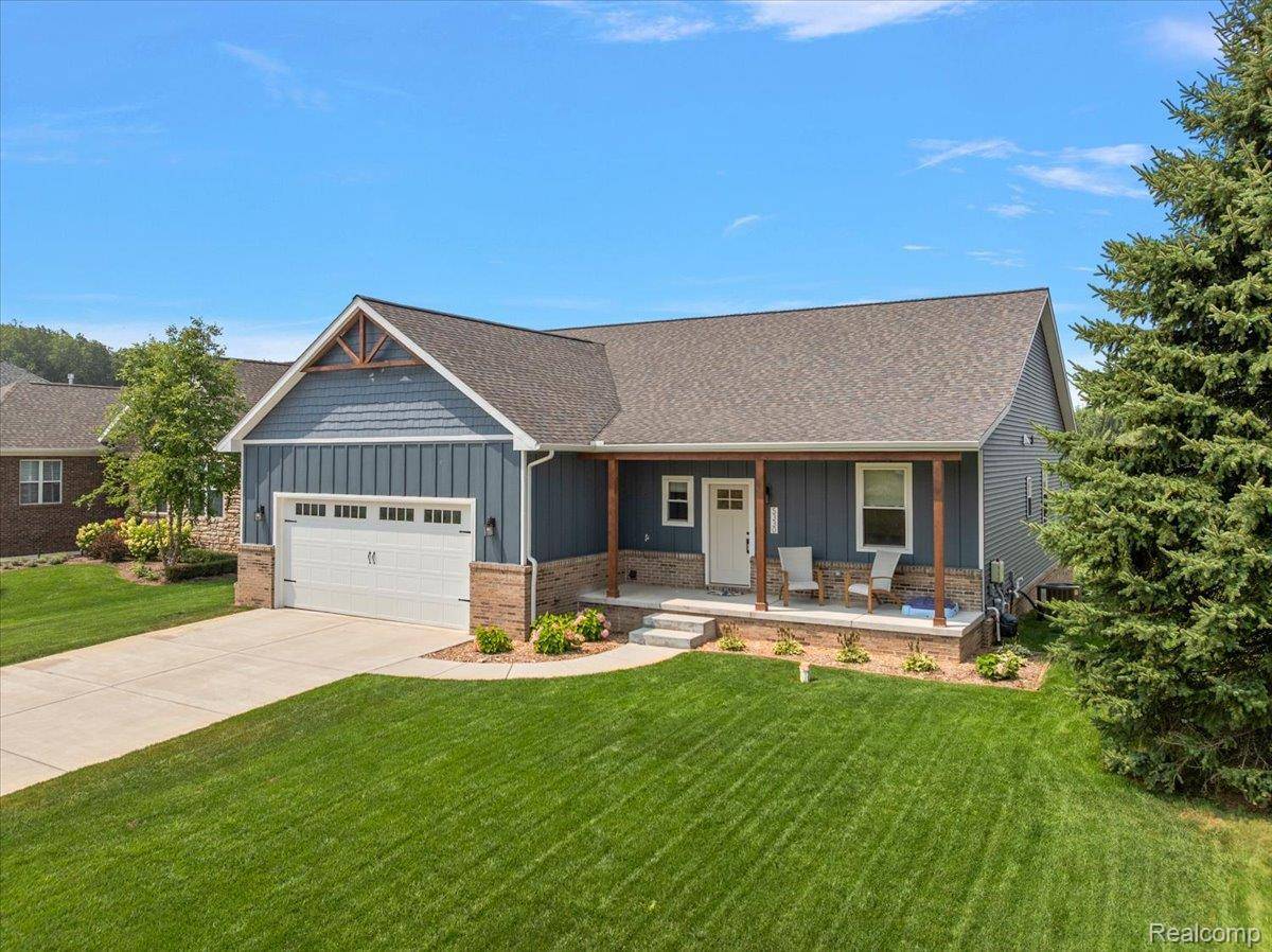 Metamora, MI 48455,5330 Pebble Beach DR