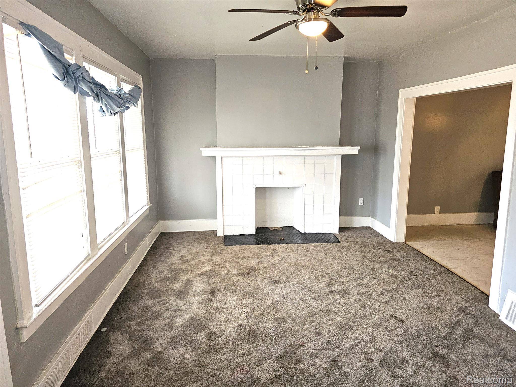 Detroit, MI 48204,9419 Ravenswood ST