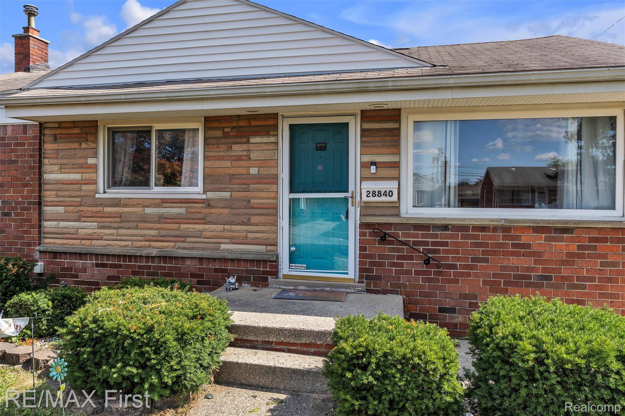 Roseville, MI 48066,28840 Floral ST