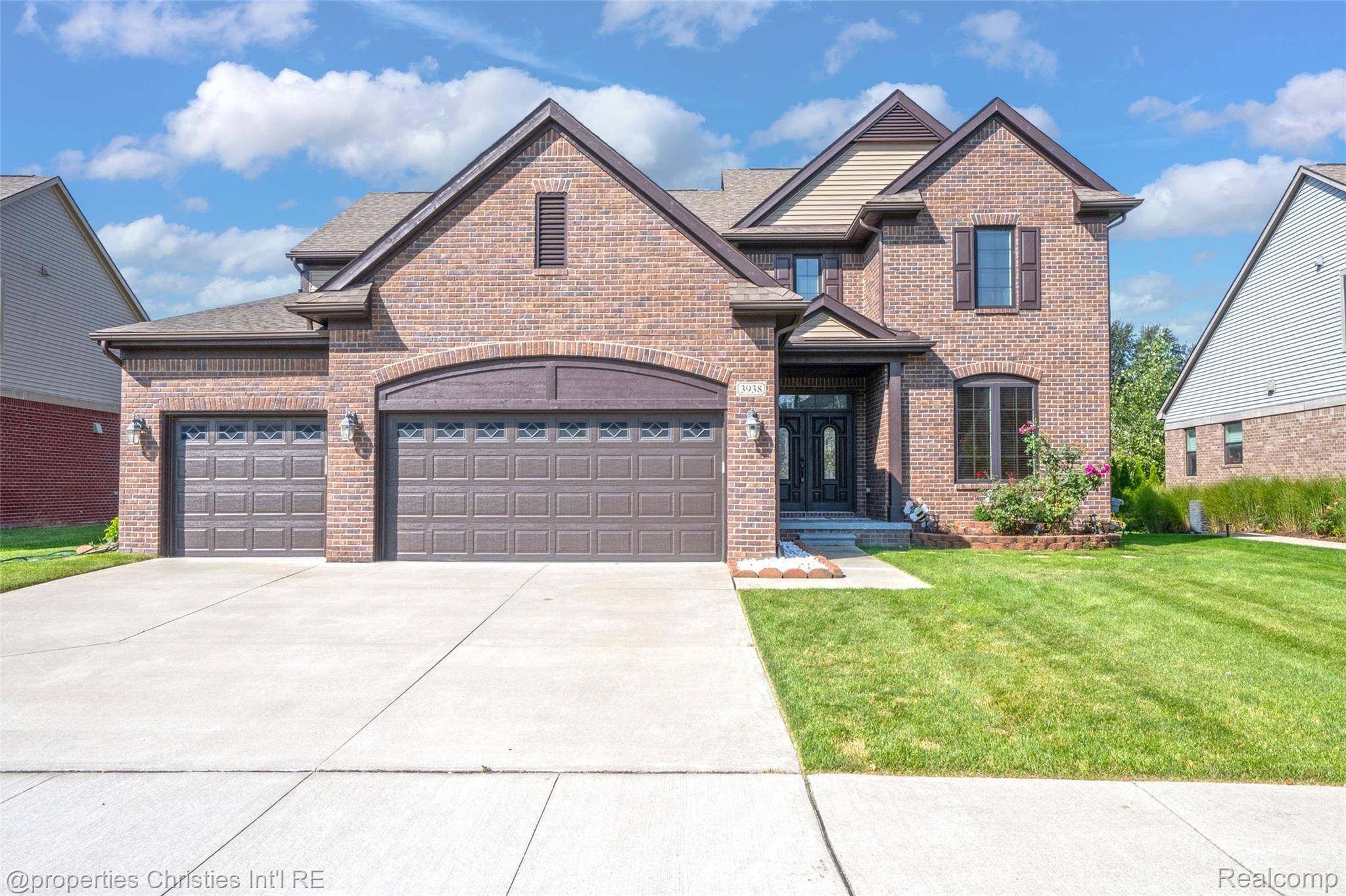 Rochester Hills, MI 48309,3938 Somerset CIR