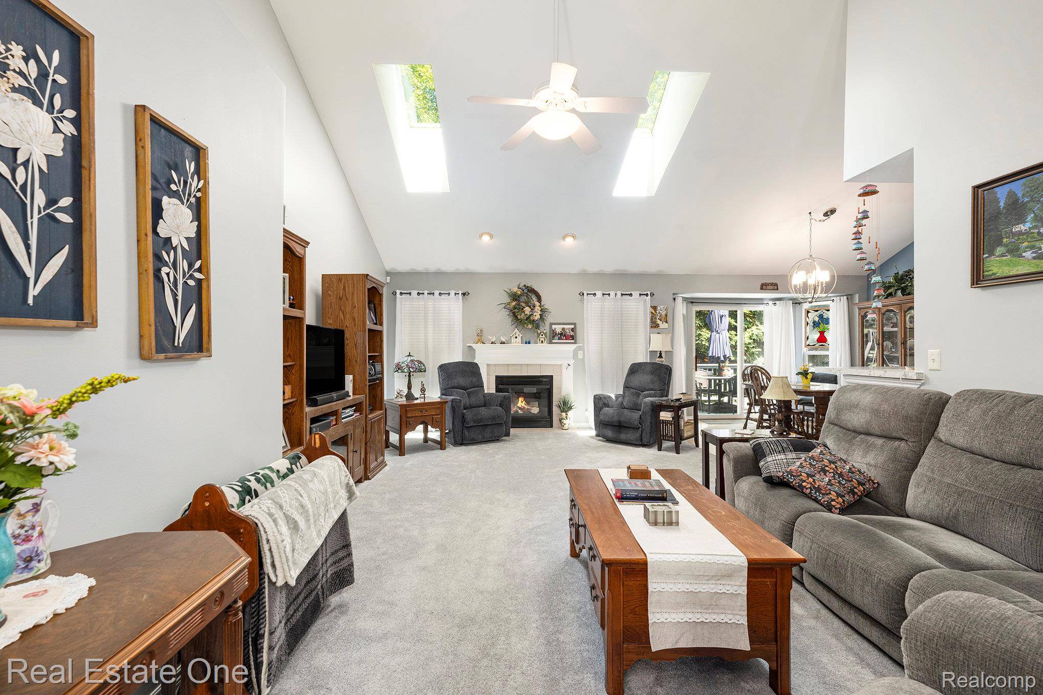 Sterling Heights, MI 48314,4097 Honeysuckle DR