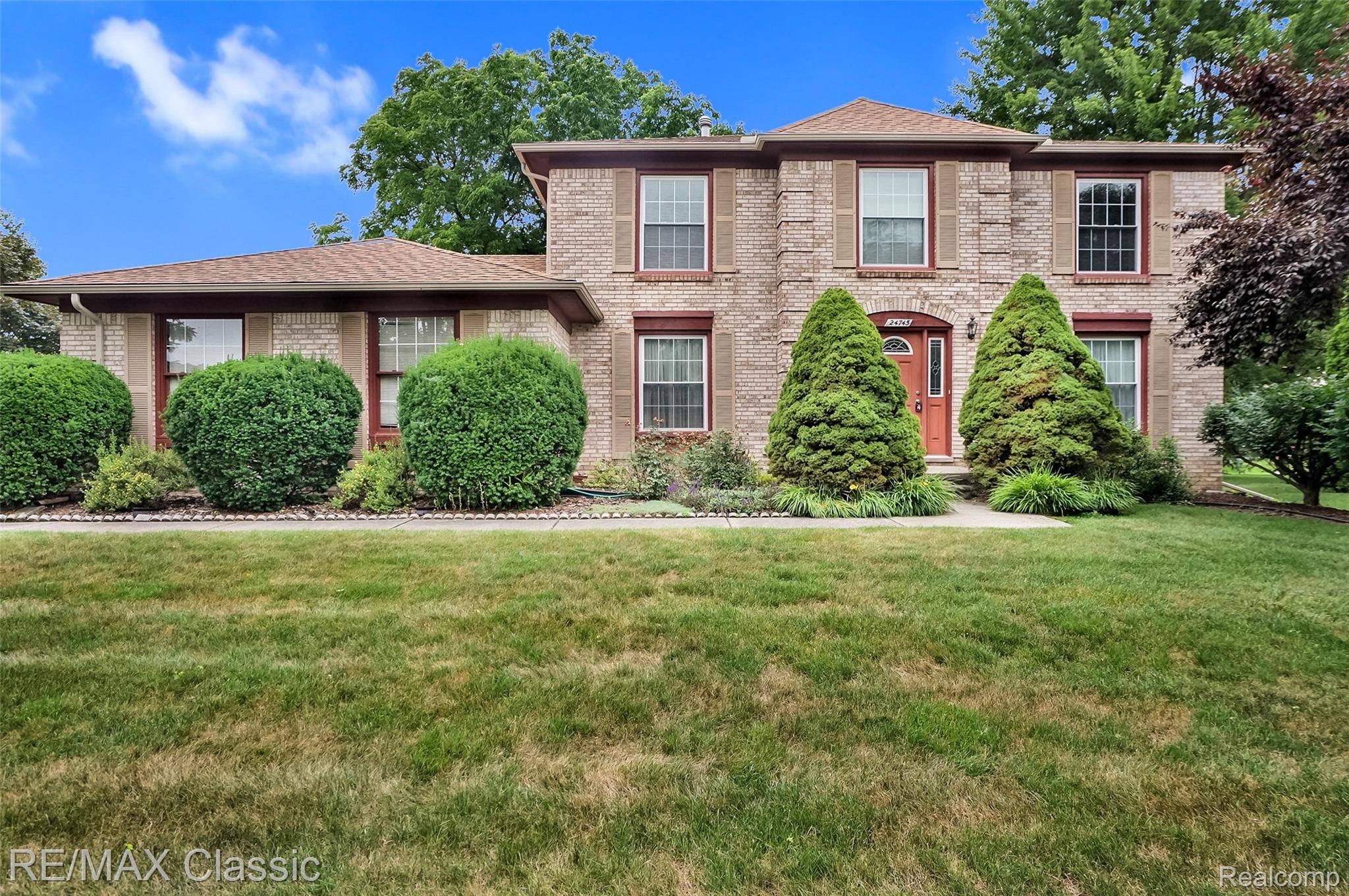 Novi, MI 48374,24745 Sutherland DR