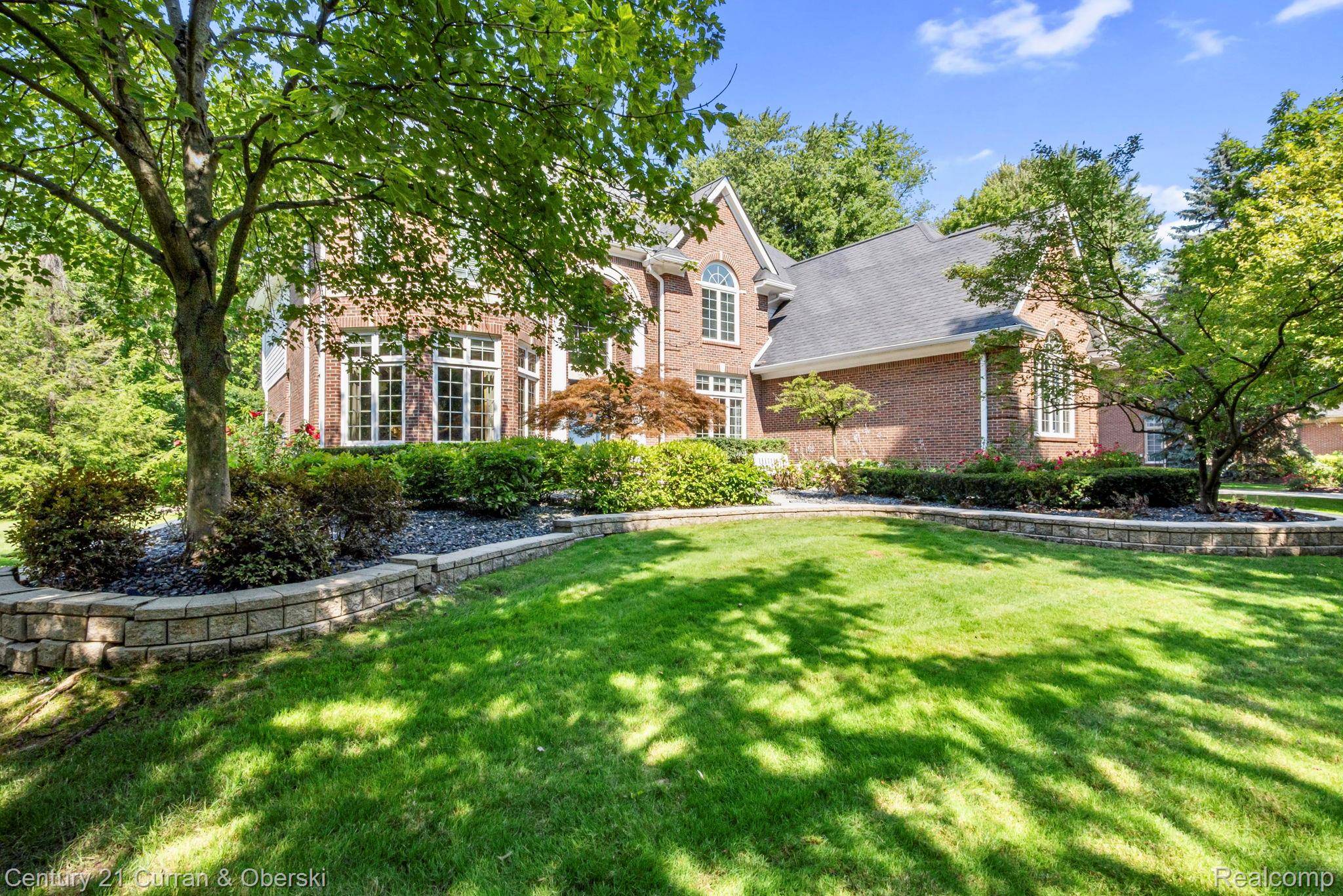 Novi, MI 48374,22573 Halifax LN