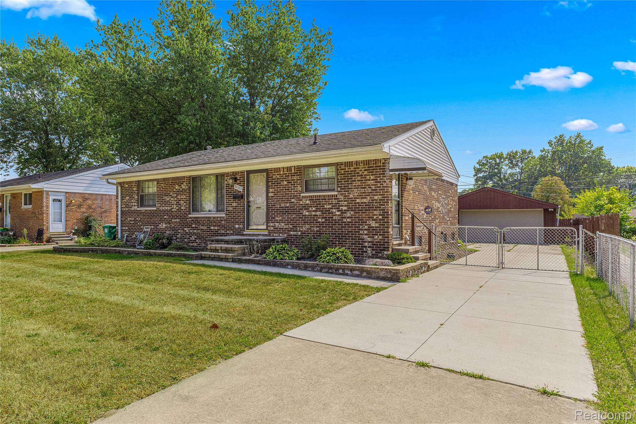 Garden City, MI 48135,32333 Florence ST