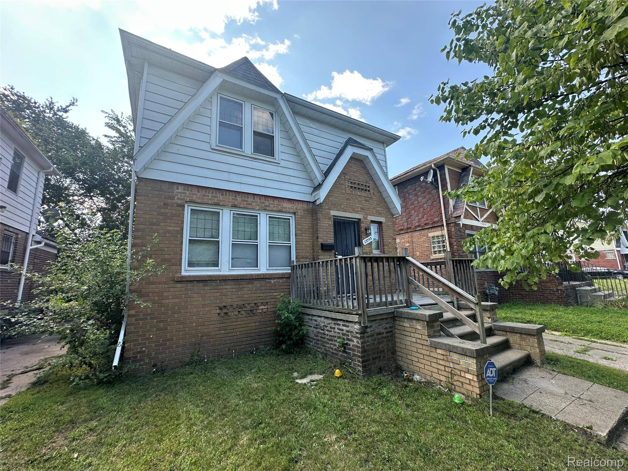 Detroit, MI 48227,15793 Hartwell ST