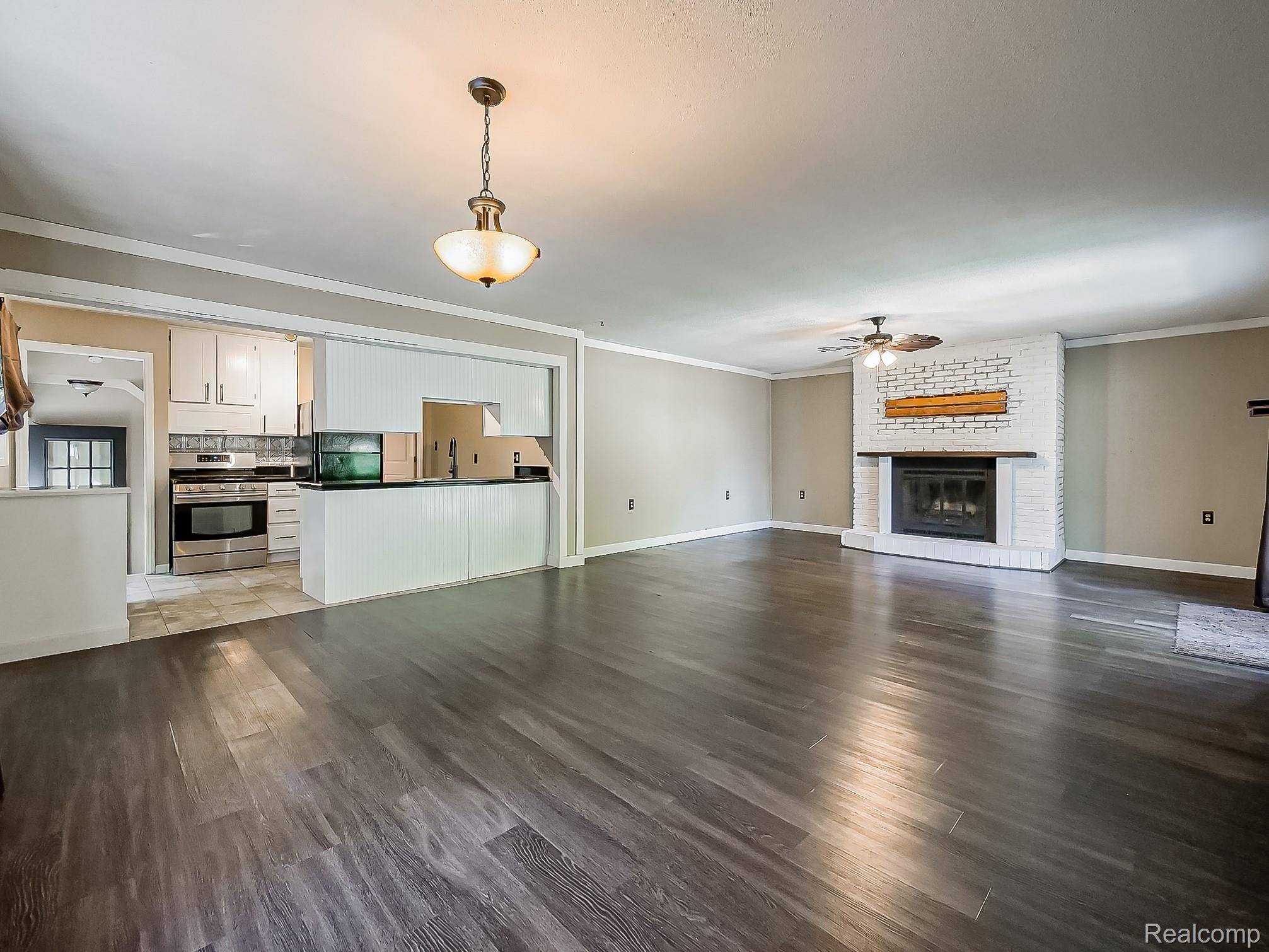 Wayne, MI 48184,33940 Richard ST