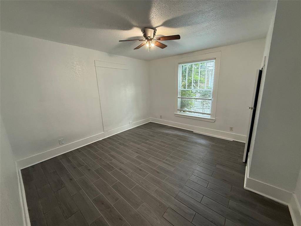 Dallas, TX 75214,5511 Reiger Avenue