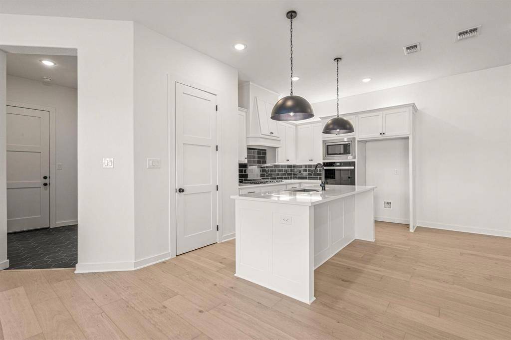 Aledo, TX 76008,177 Hulen Circle