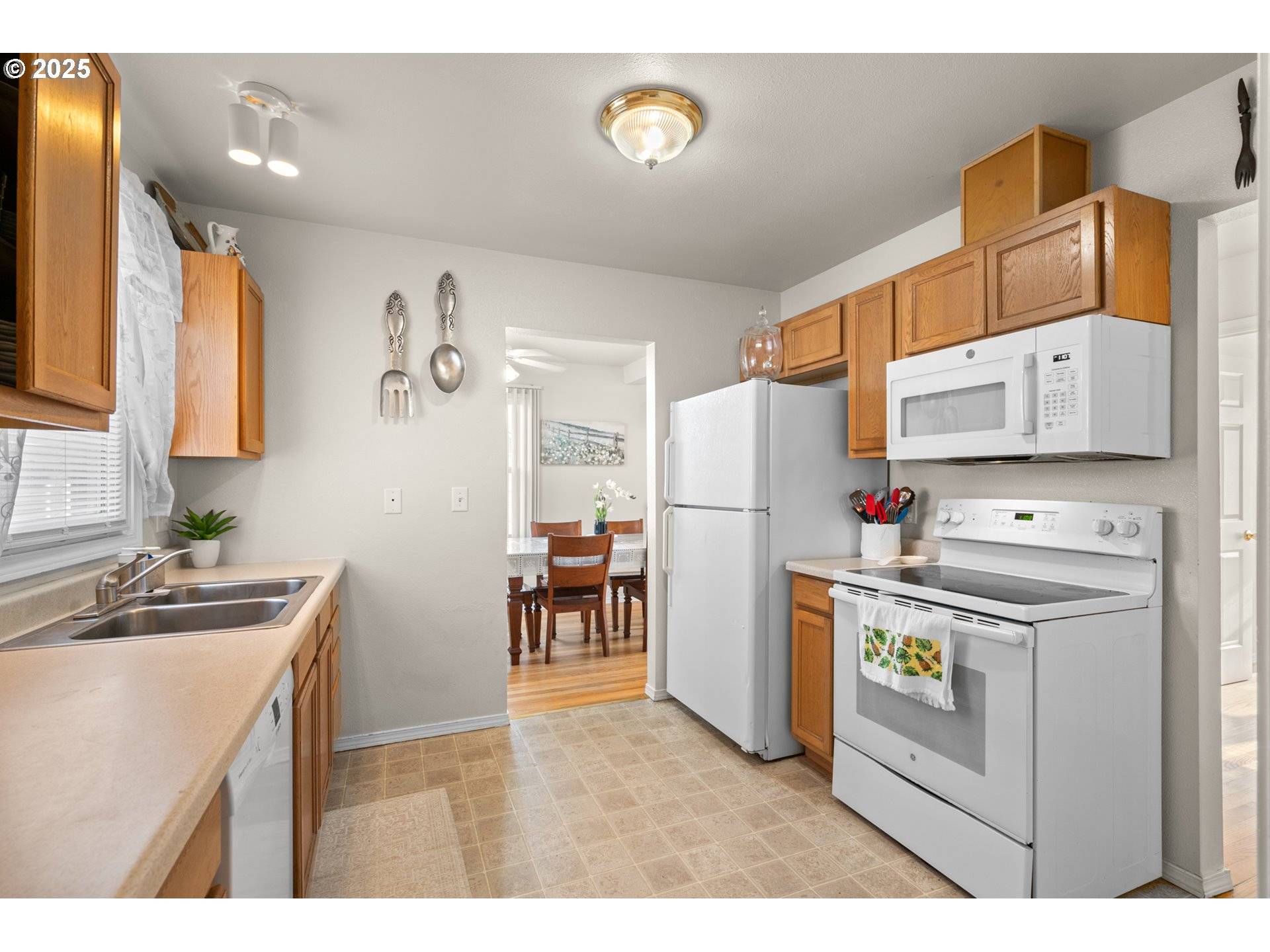 Hermiston, OR 97838,775 DIAGONAL BLVD