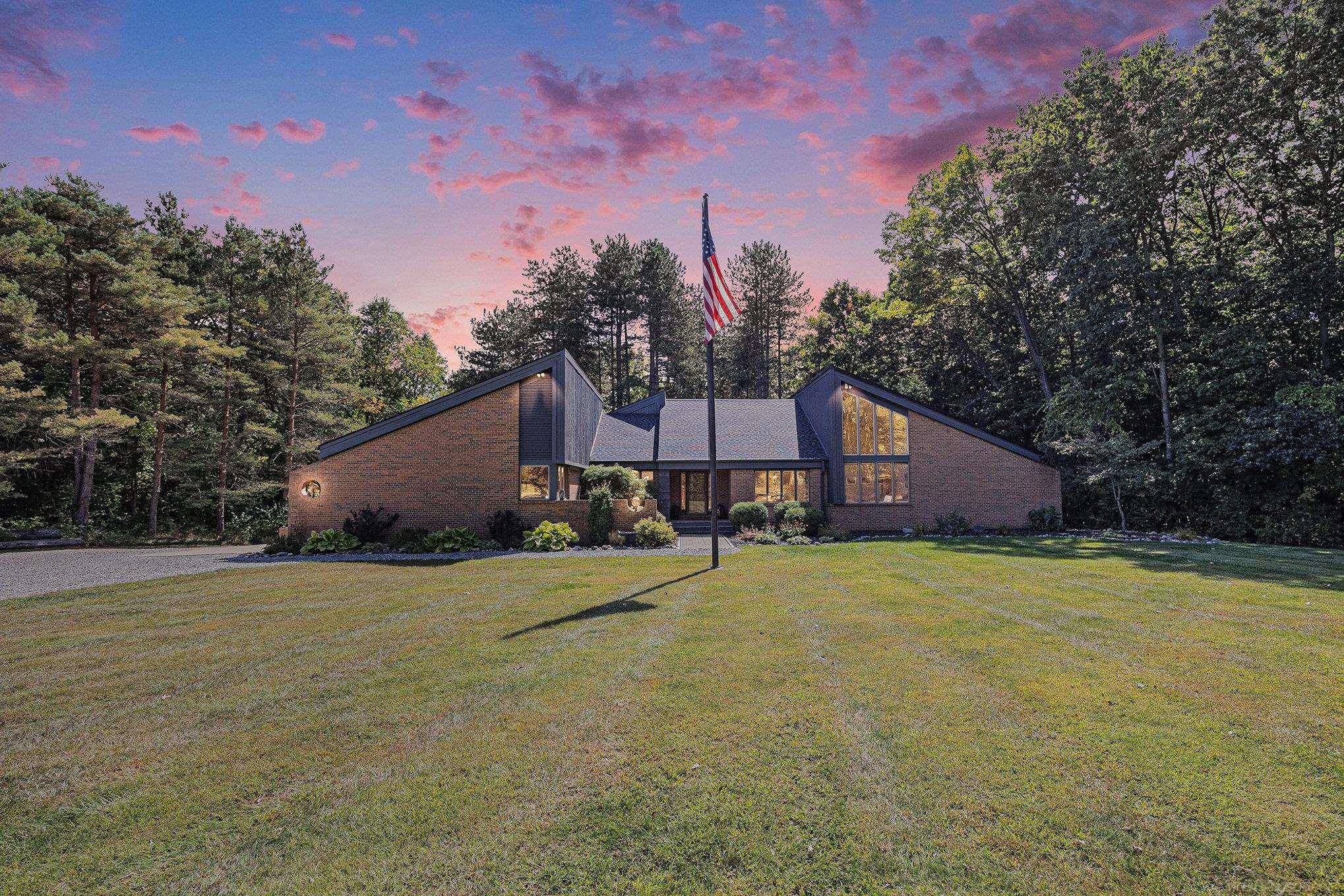 Dryden, MI 48428,5220 Nardoni LN