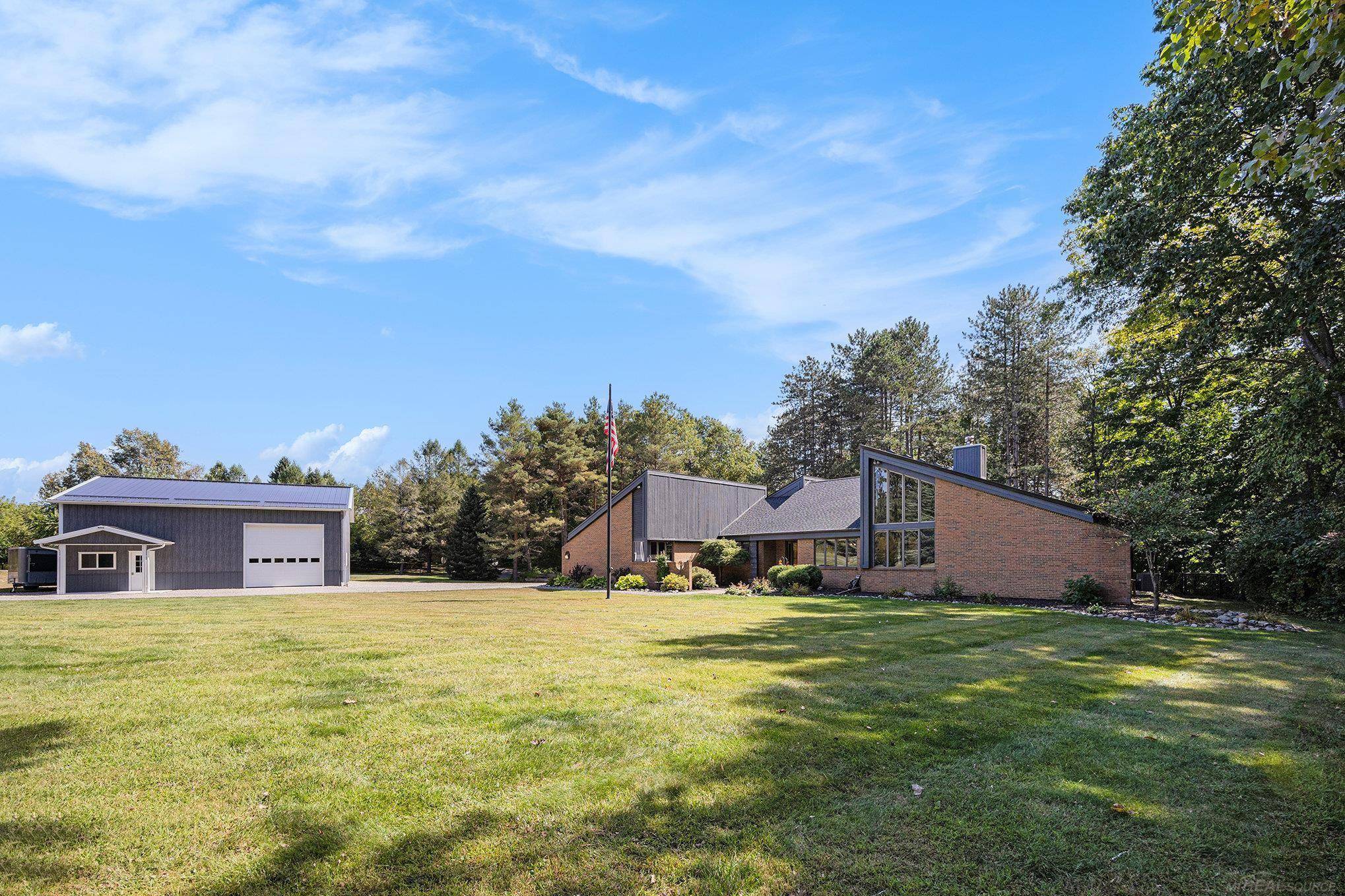 Dryden, MI 48428,5220 Nardoni LN